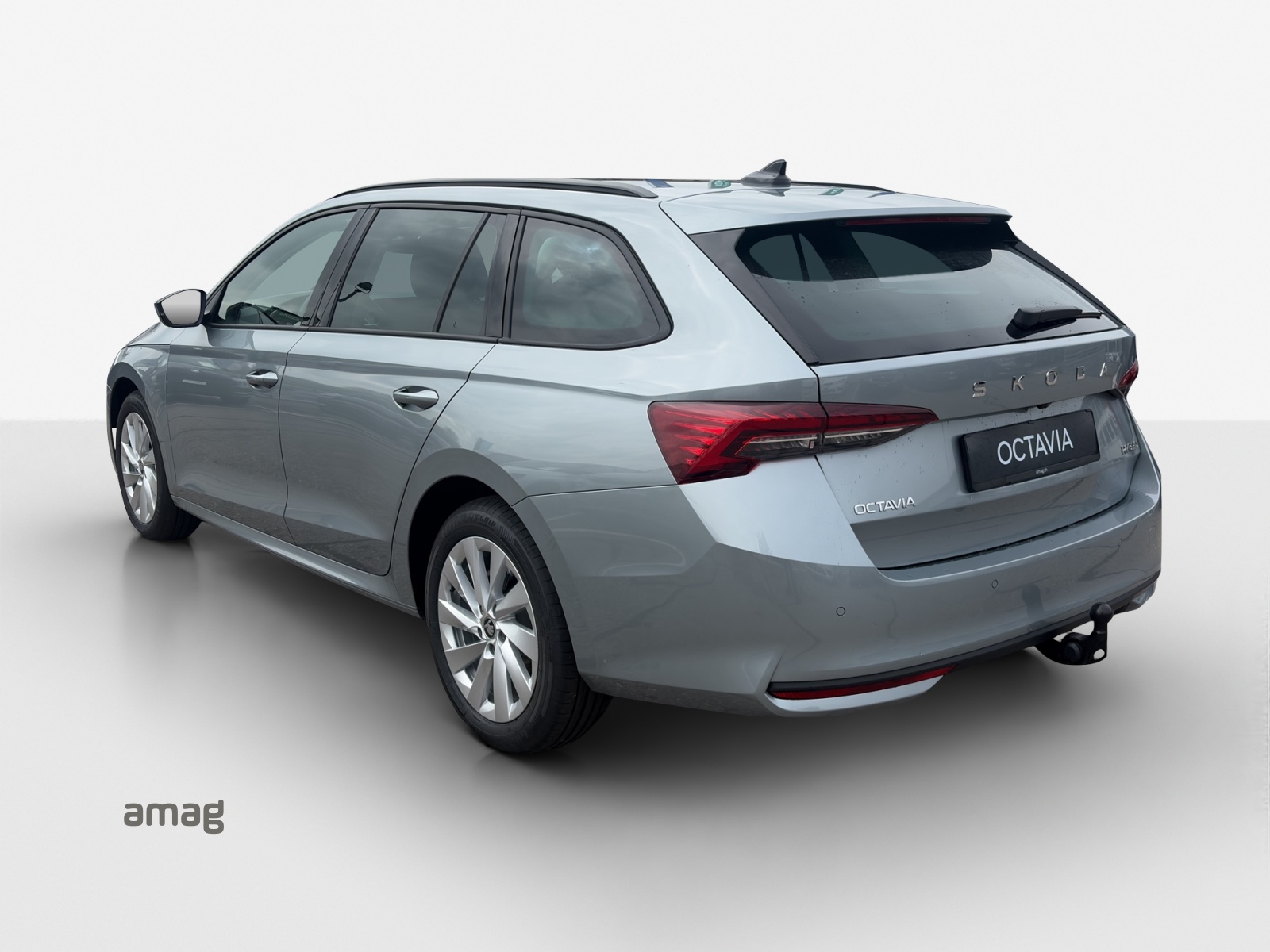 SKODA Octavia Combi 1.5 TSI mHEV DSG Dynamic-image-2