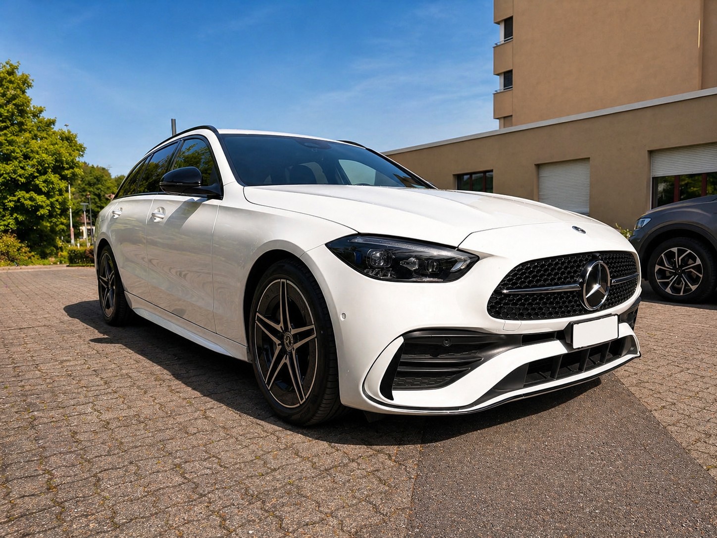 MERCEDES-BENZ C 220 d T 4Matic AMG Line-image-1