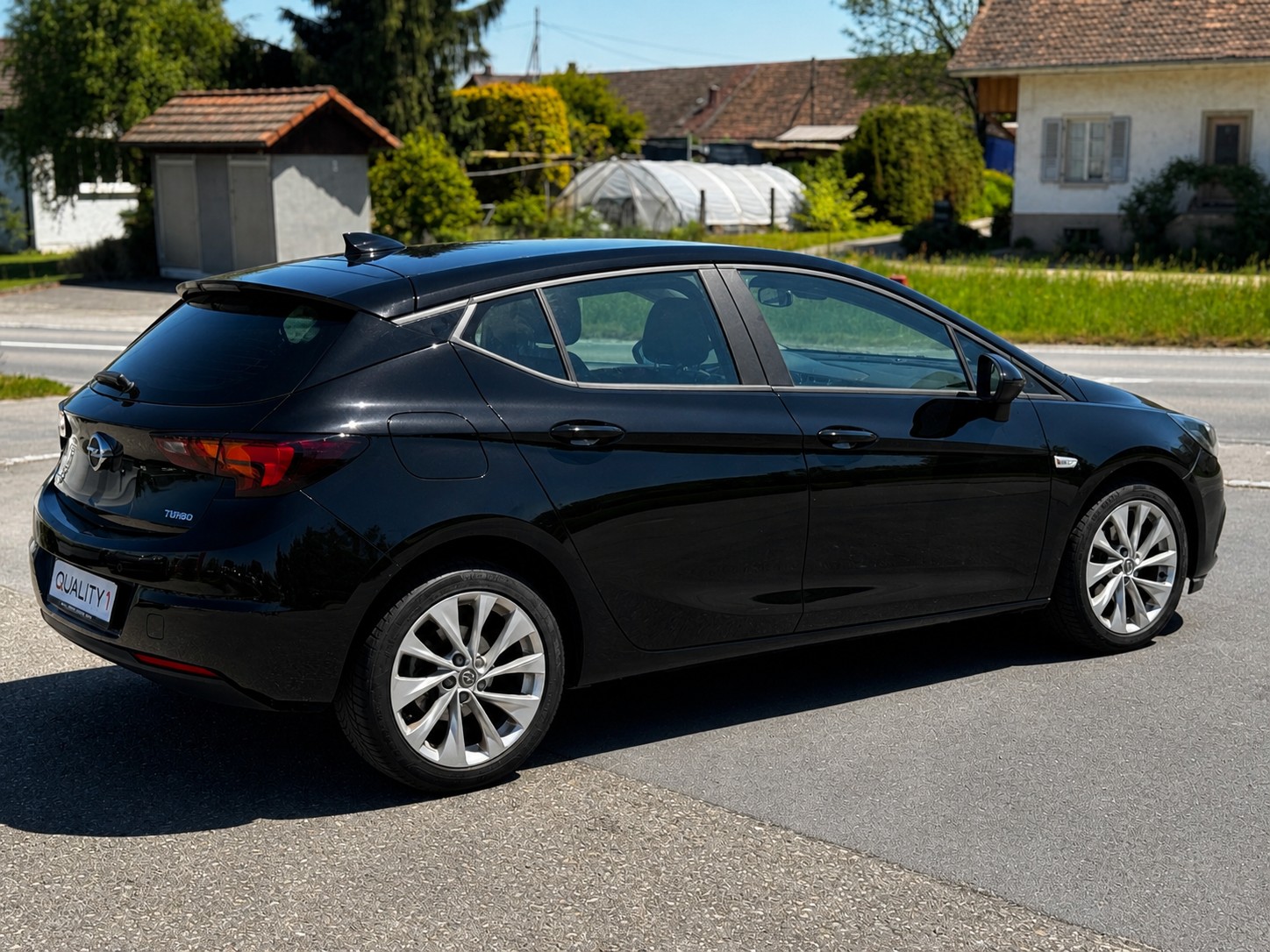 OPEL Astra 1.4i Turbo Black Roof-image-2