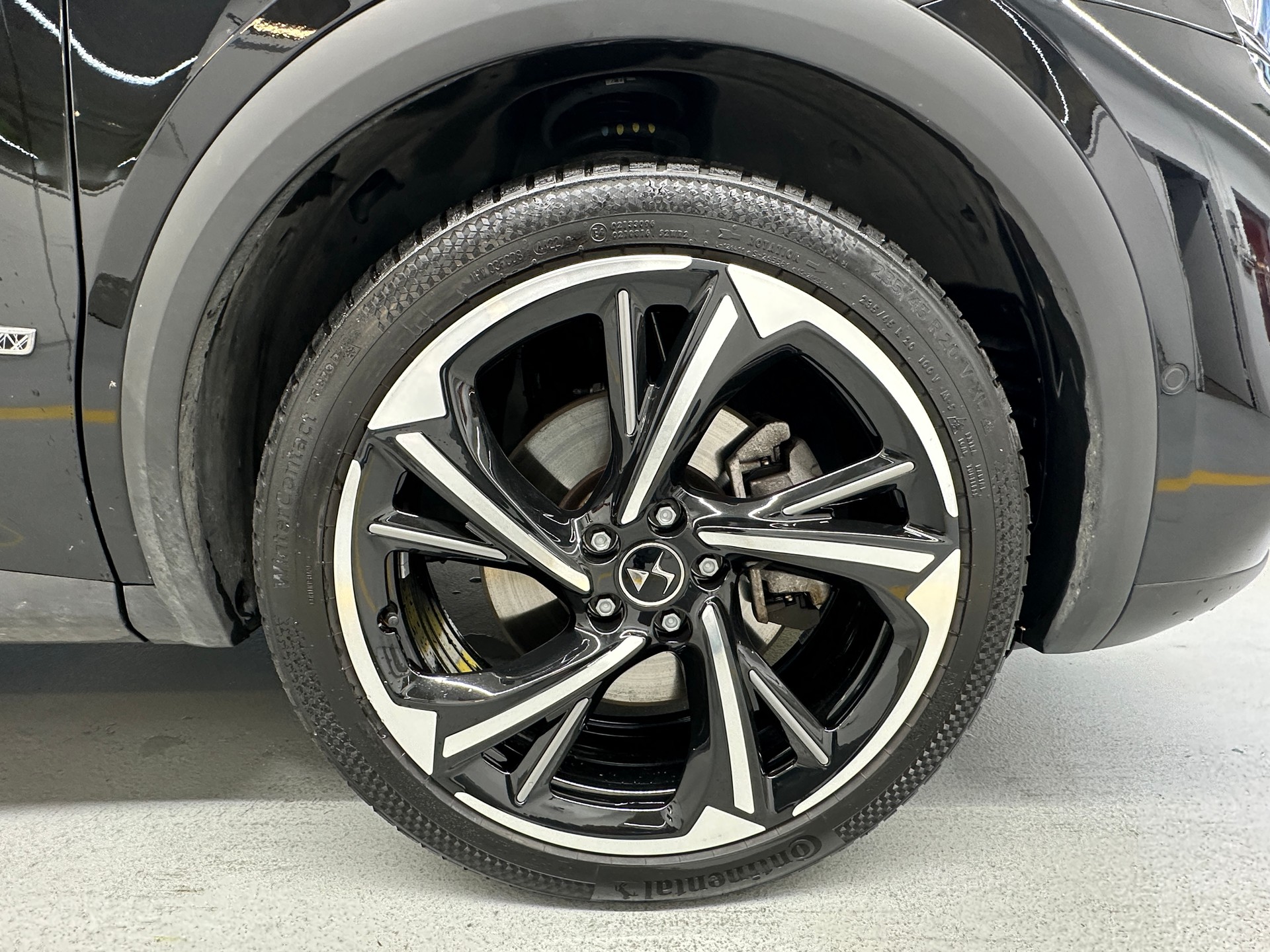 DS AUTOMOBILES DS 7 Crossback E-Tense 300 4x4 Louvre-image-6