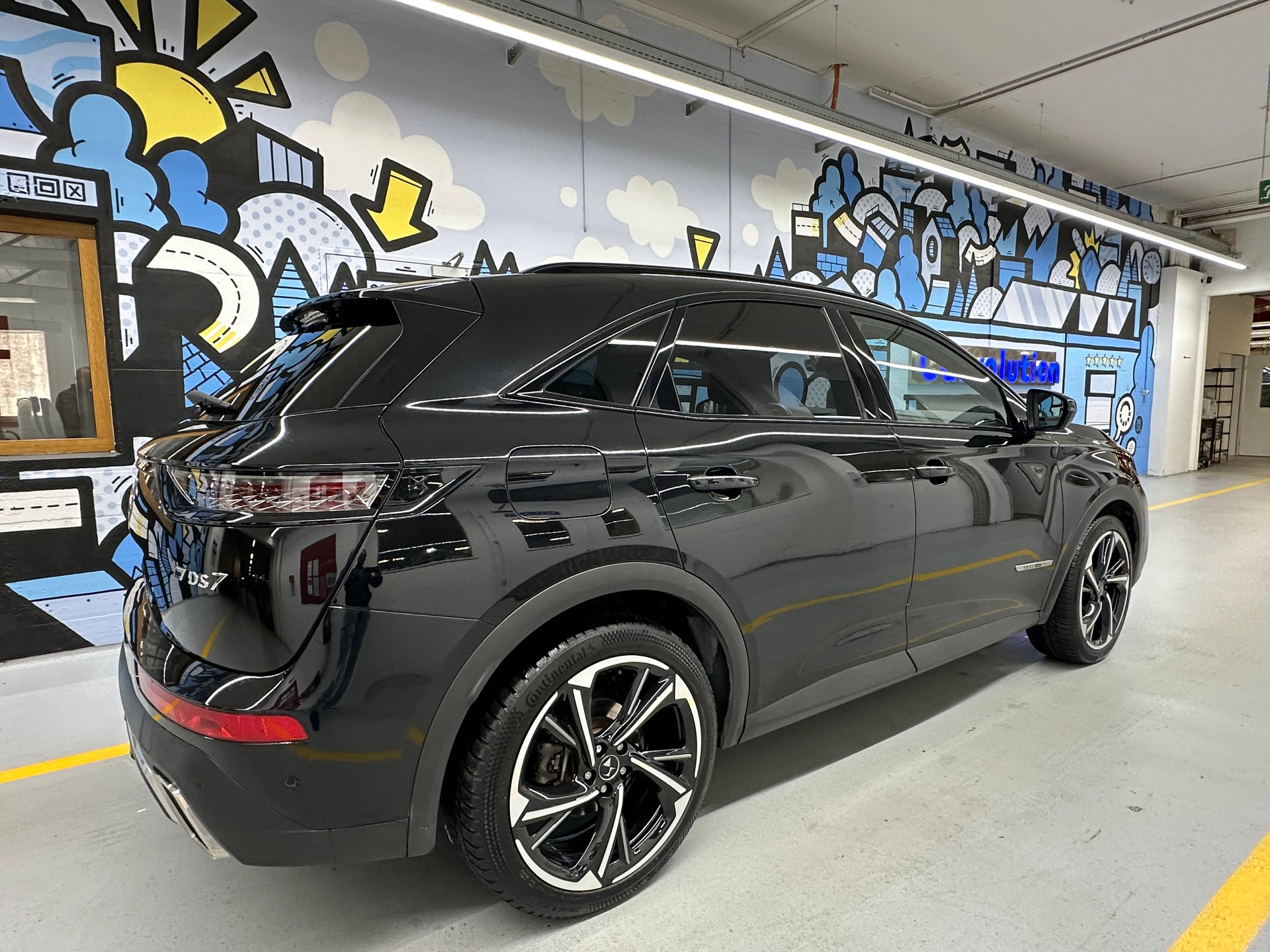 DS AUTOMOBILES DS 7 Crossback E-Tense 300 4x4 Louvre-image-3