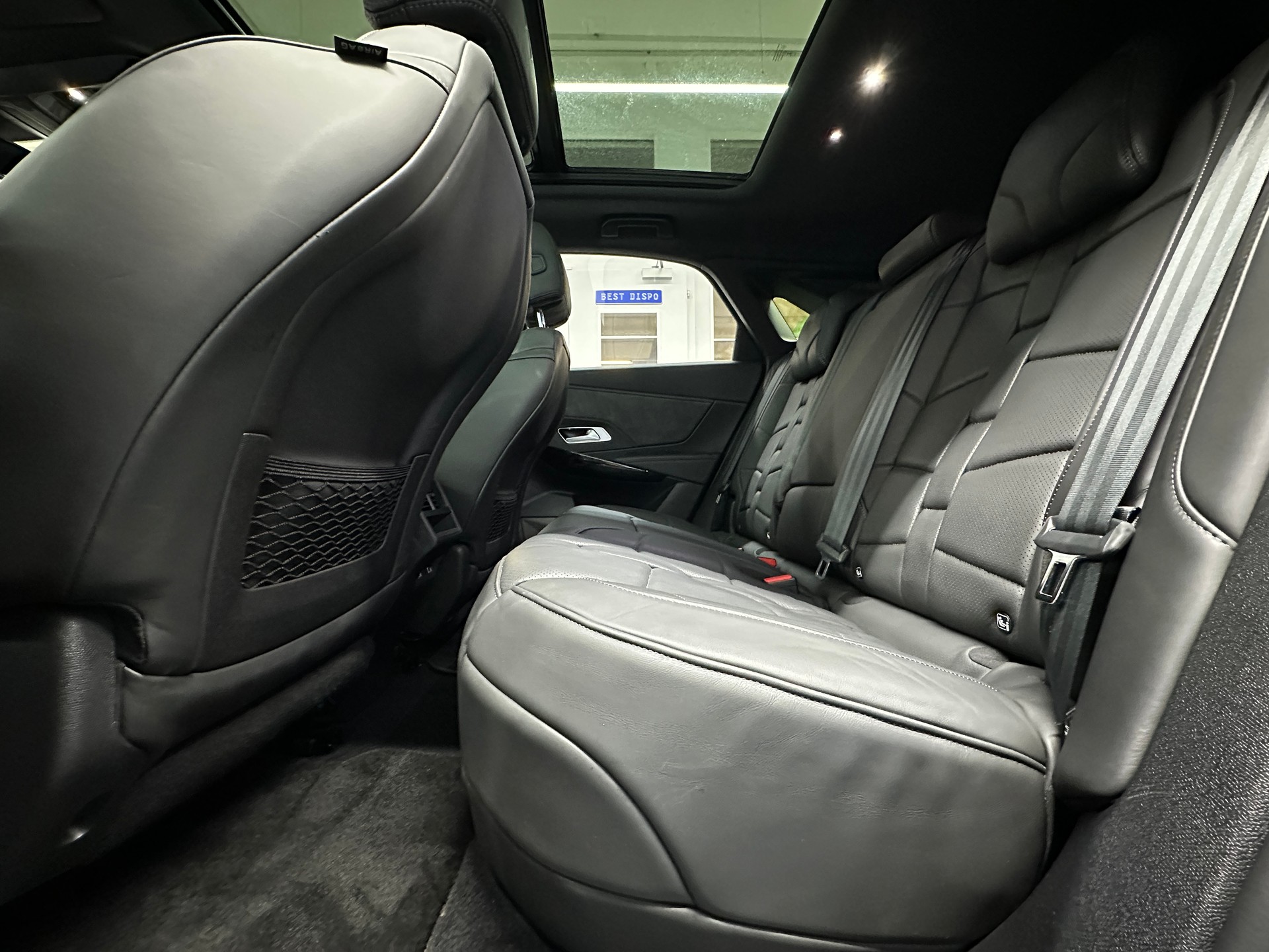 DS AUTOMOBILES DS 7 Crossback E-Tense 300 4x4 Louvre-image-9
