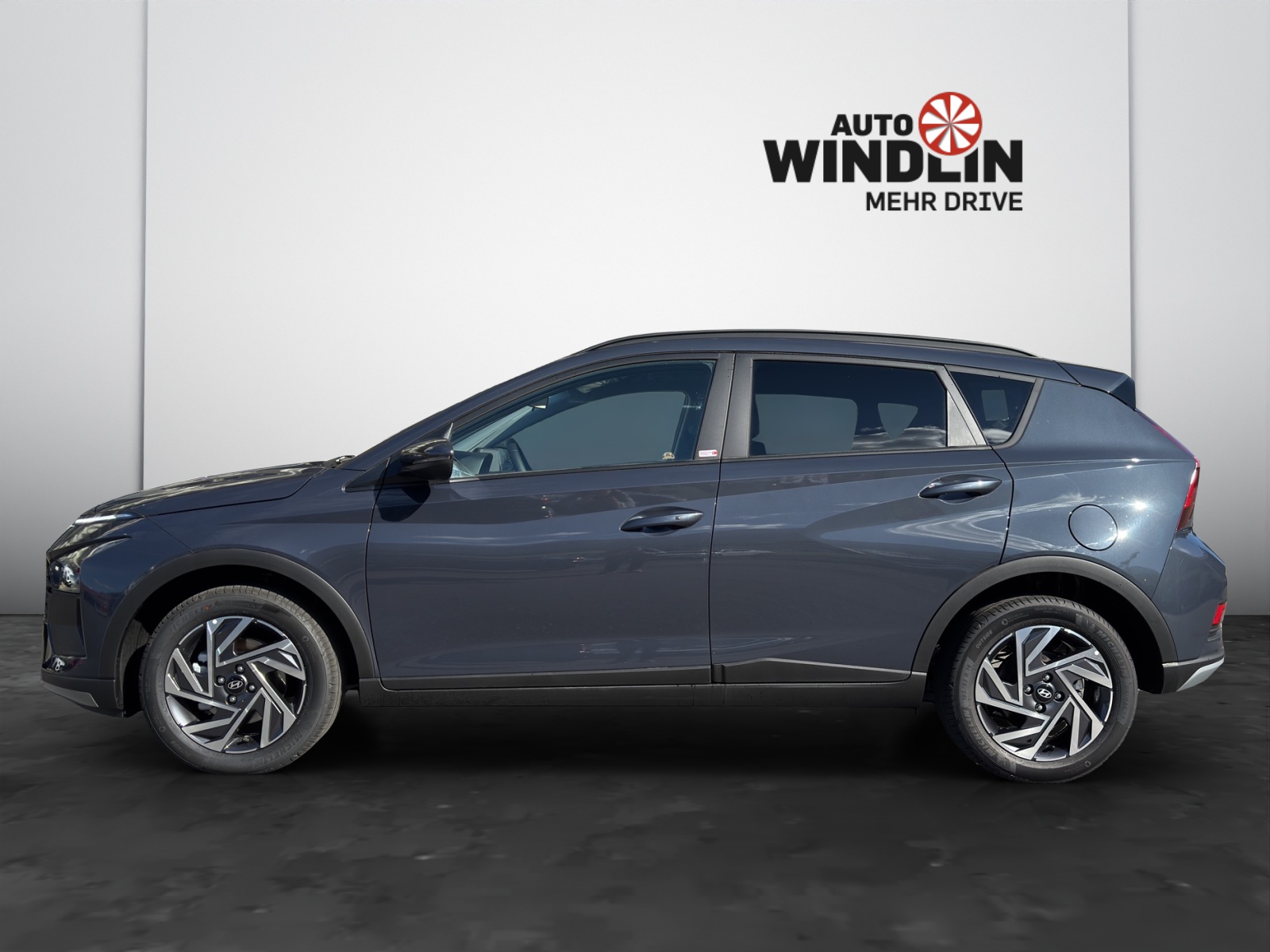 HYUNDAI Bayon 1.0 T-GDi Amplia SafeTec-showroom-element-3