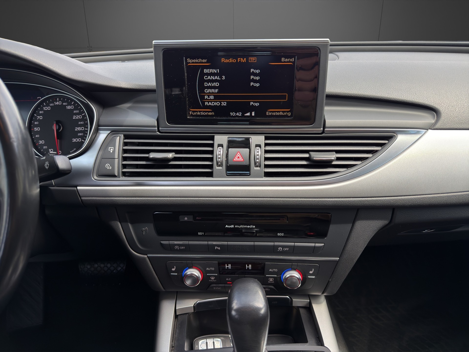 AUDI A6 Limousine 2.0 TFSI S-tronic-image-11