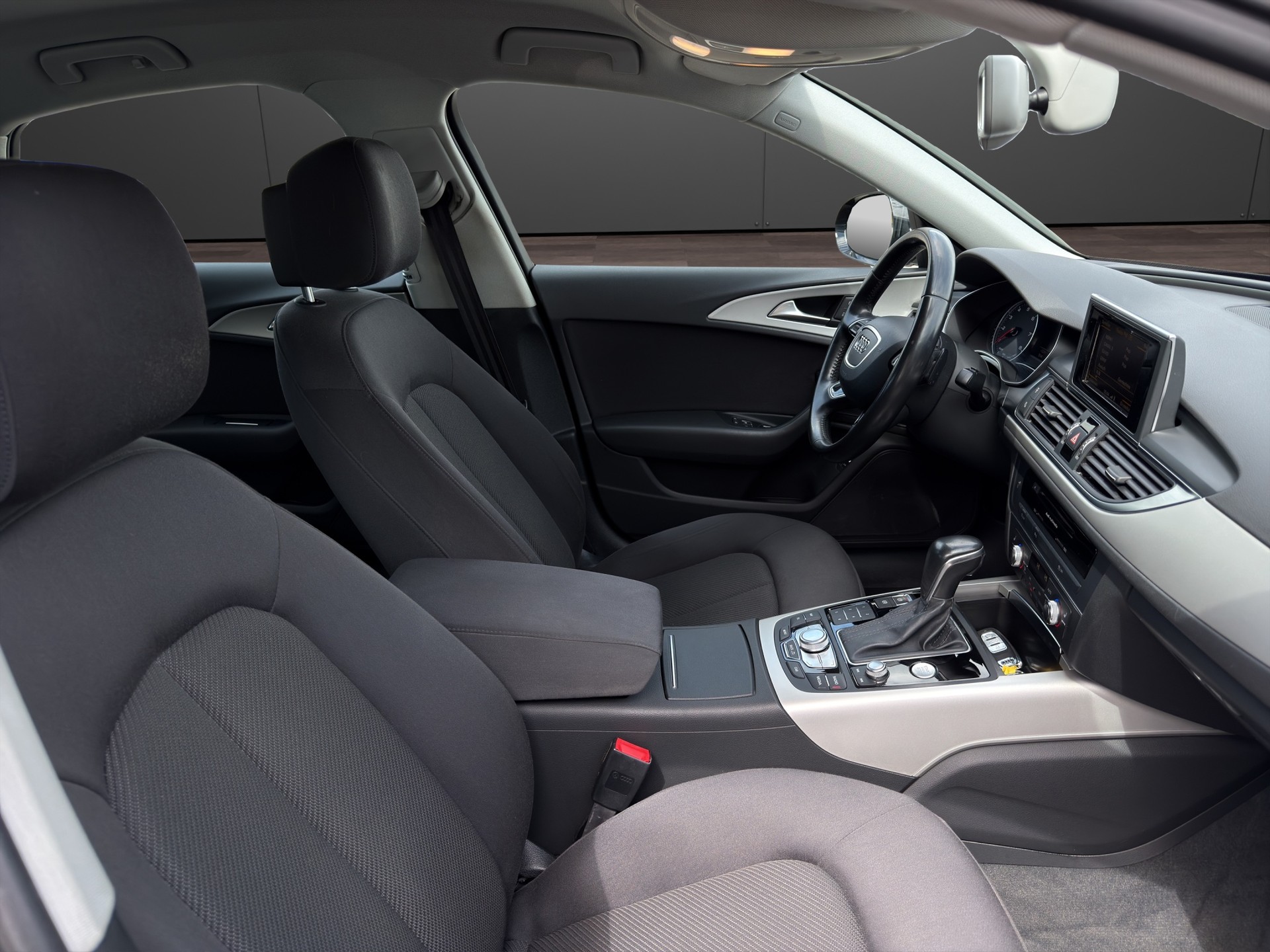 AUDI A6 Limousine 2.0 TFSI S-tronic-image-18