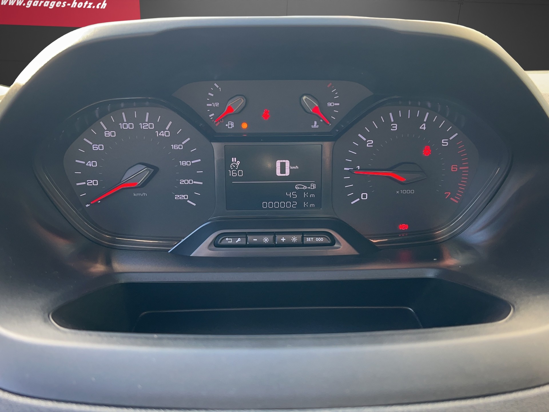 PEUGEOT Partner 1.5 BlueHDI Premium Standard-image-7