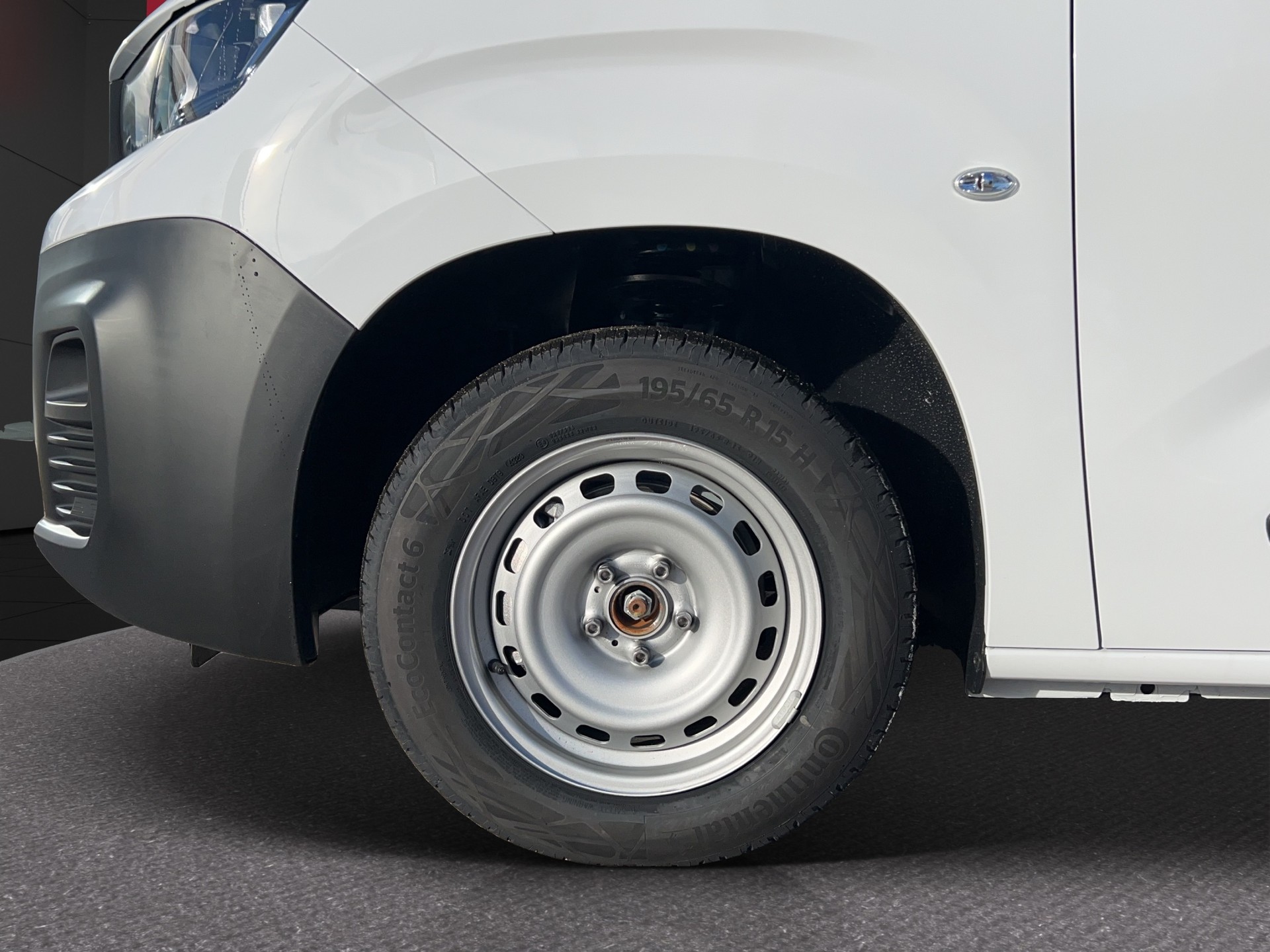 PEUGEOT Partner 1.5 BlueHDI Premium Standard-image-3