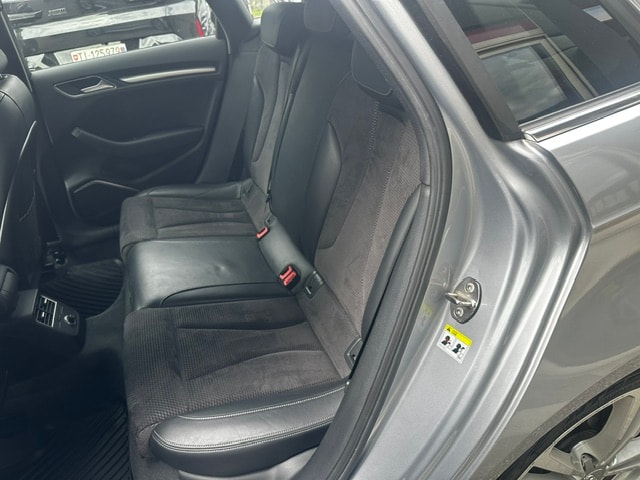 AUDI A3 Sportback 2.0 TDI Sport S-tronic quattro-image-12