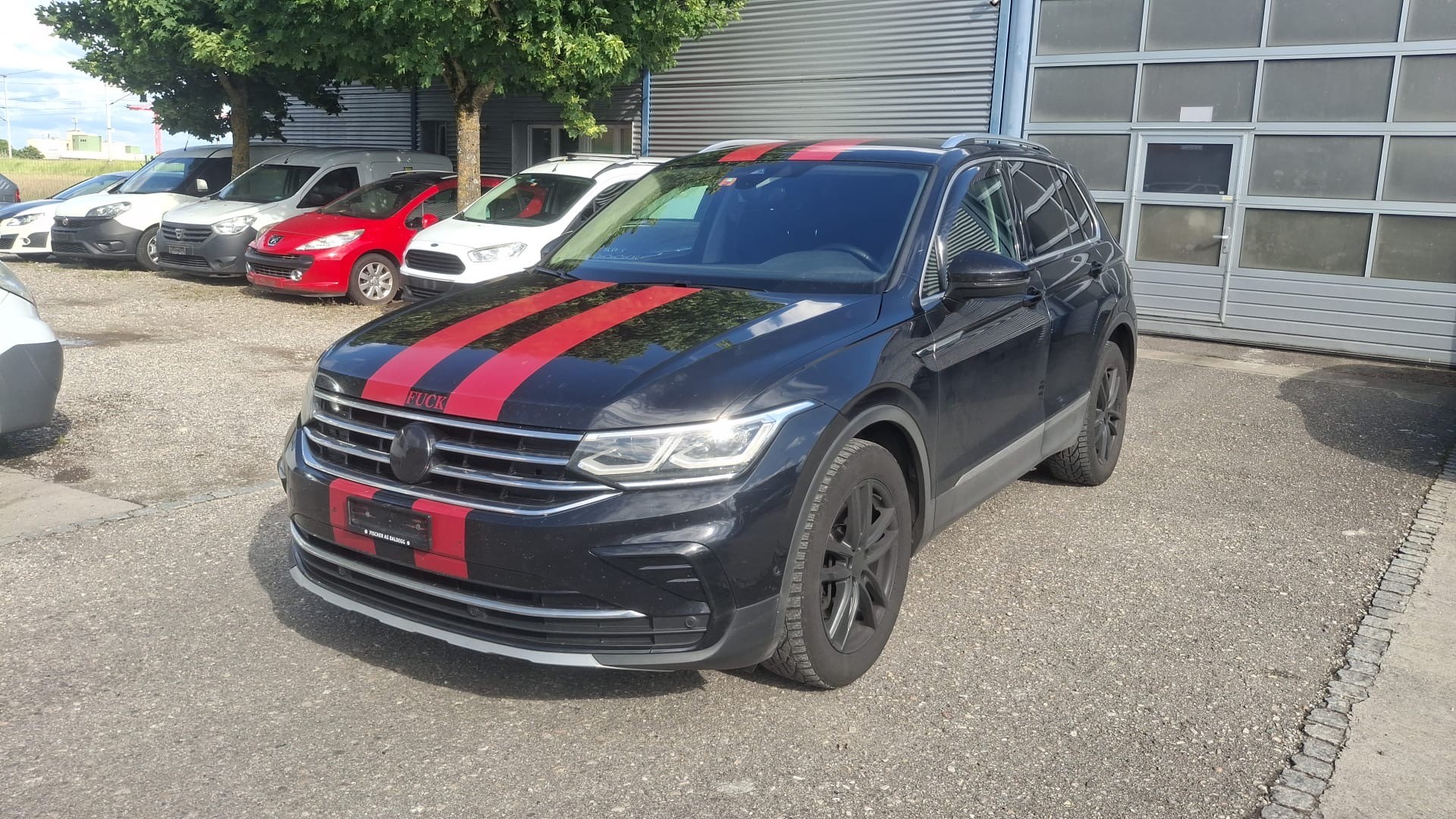 VW Tiguan 2.0 TDI SCR Elegance 4Motion DSG-image-1