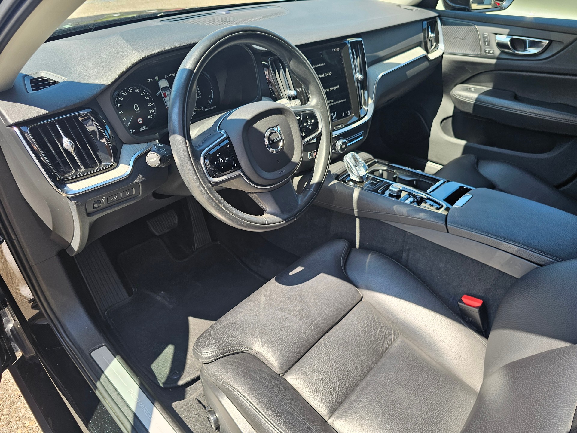 VOLVO V60 2.0 T6 TE Inscription eAWD-image-8