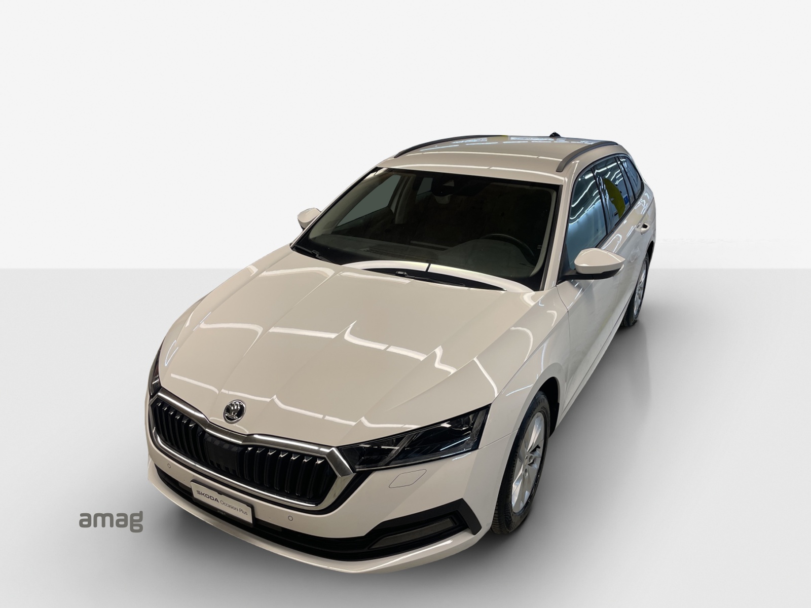 SKODA Octavia Combi 2.0 TDI DSG Ambition-image-15