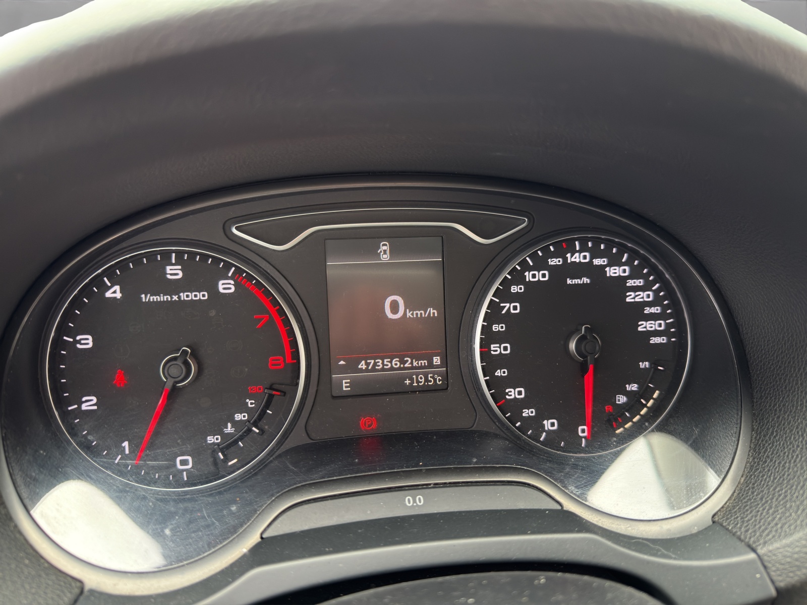 AUDI A3 Sportback 1.4 TFSI Ambition-image-10