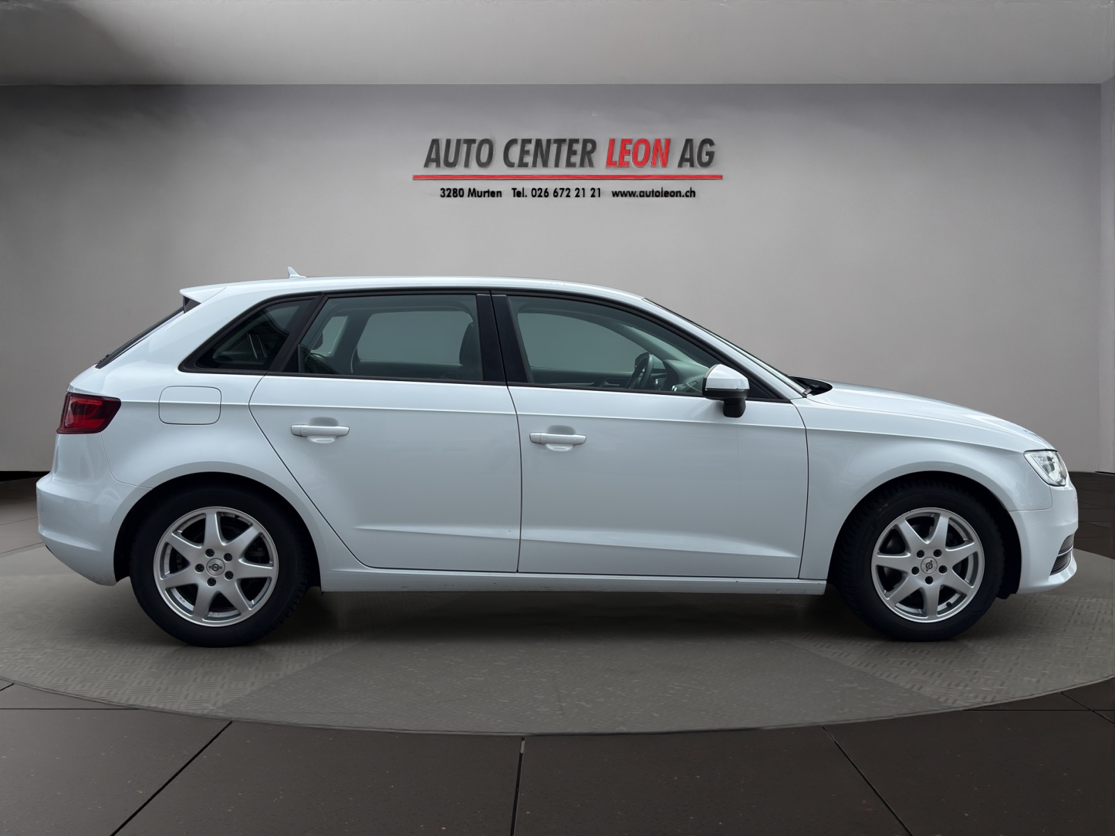 AUDI A3 Sportback 1.4 TFSI Ambition-image-6
