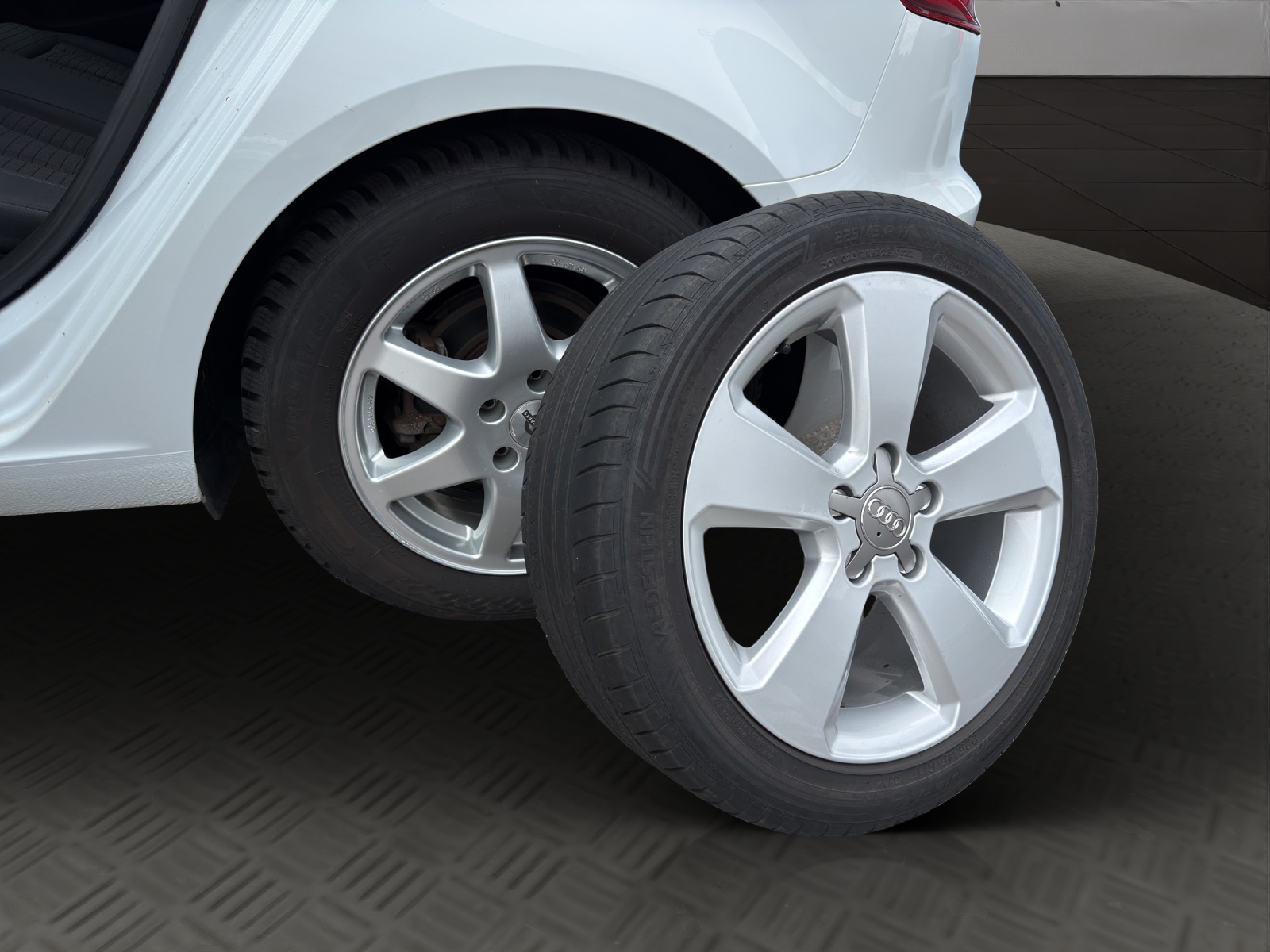 AUDI A3 Sportback 1.4 TFSI Ambition-image-19