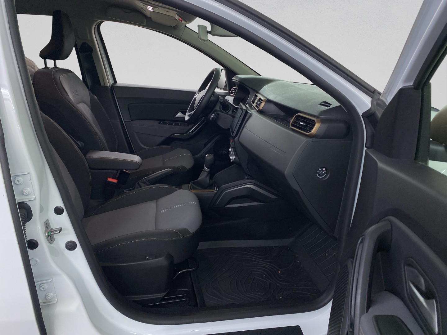 DACIA Duster TCe 150 Extreme EDC 4x2-image-20