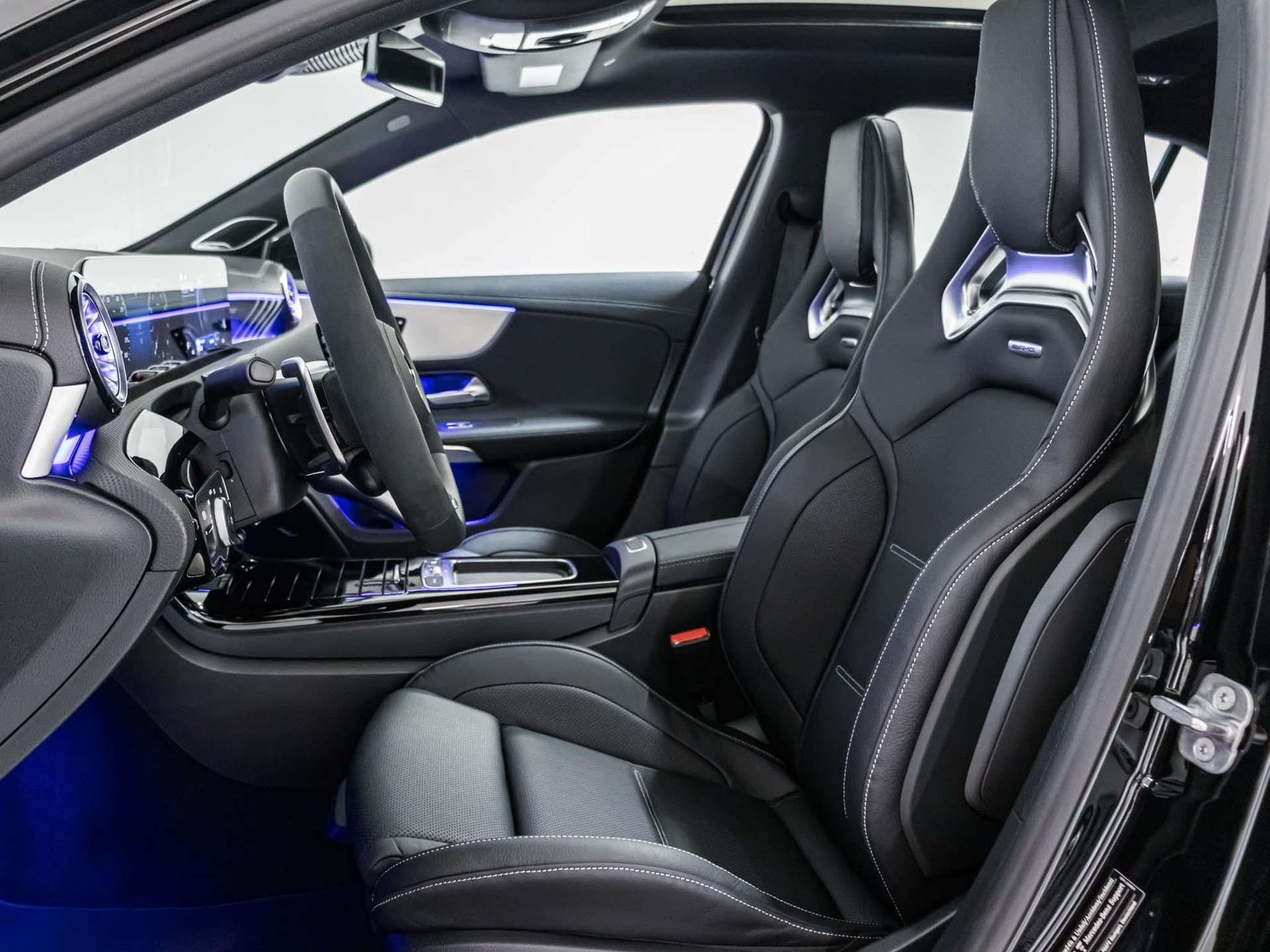 MERCEDES-BENZ A 45 AMG S 4MATIC+-image-6