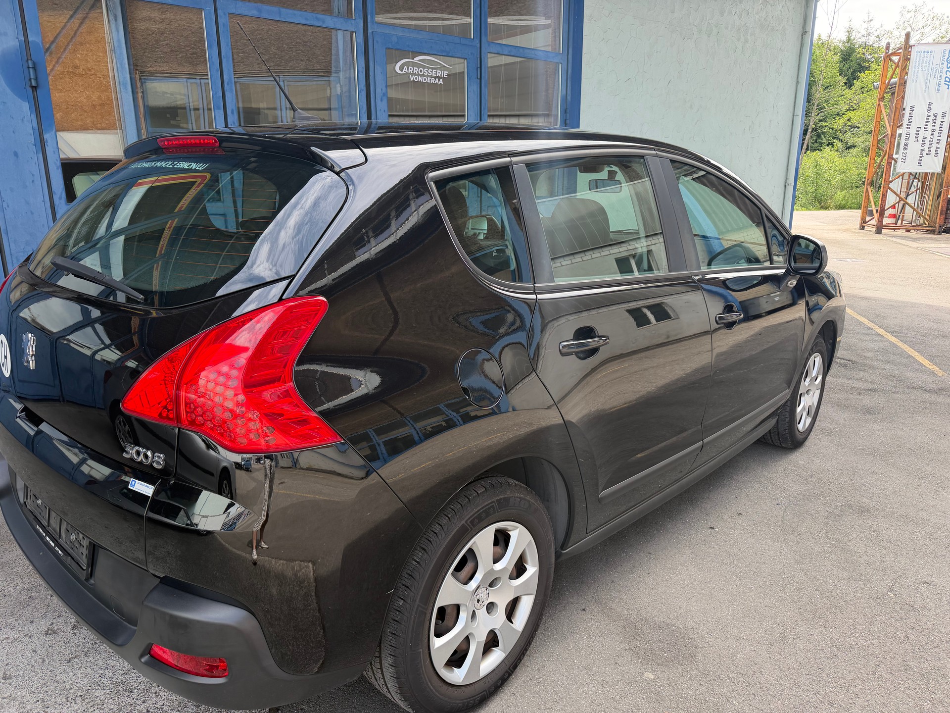 PEUGEOT 3008 1.6 16V VTI Access-image-8
