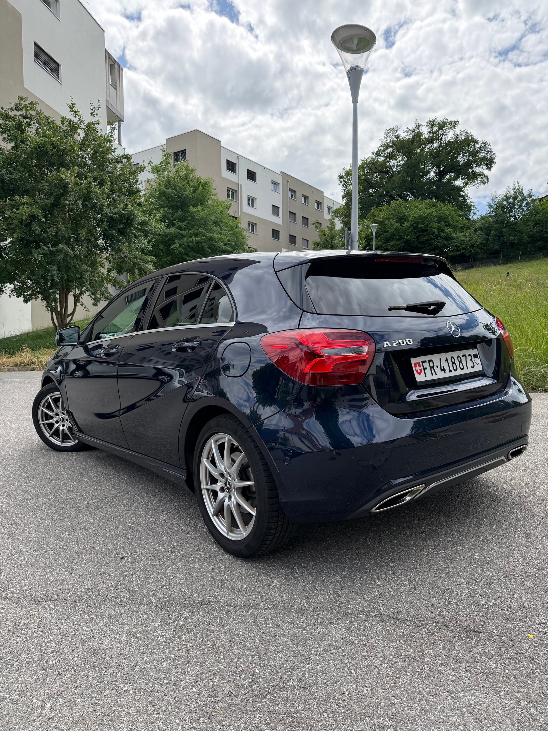 MERCEDES-BENZ A 200 AMG Line-image-2