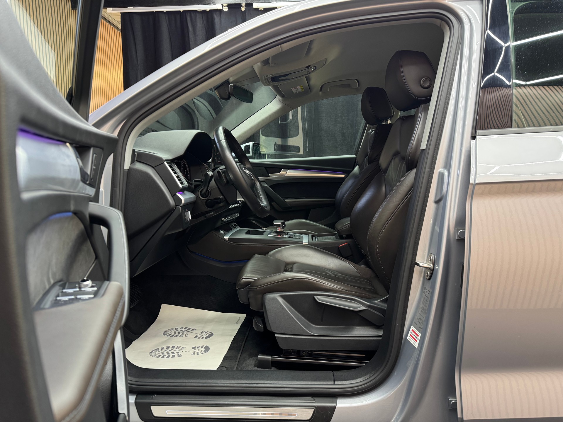 AUDI Q5 2.0 40 TDI Advanced quattro S-Tronic | 1 Jahr Garantie | Facelift | *ab CHF 239.-/ Monat*-image-8