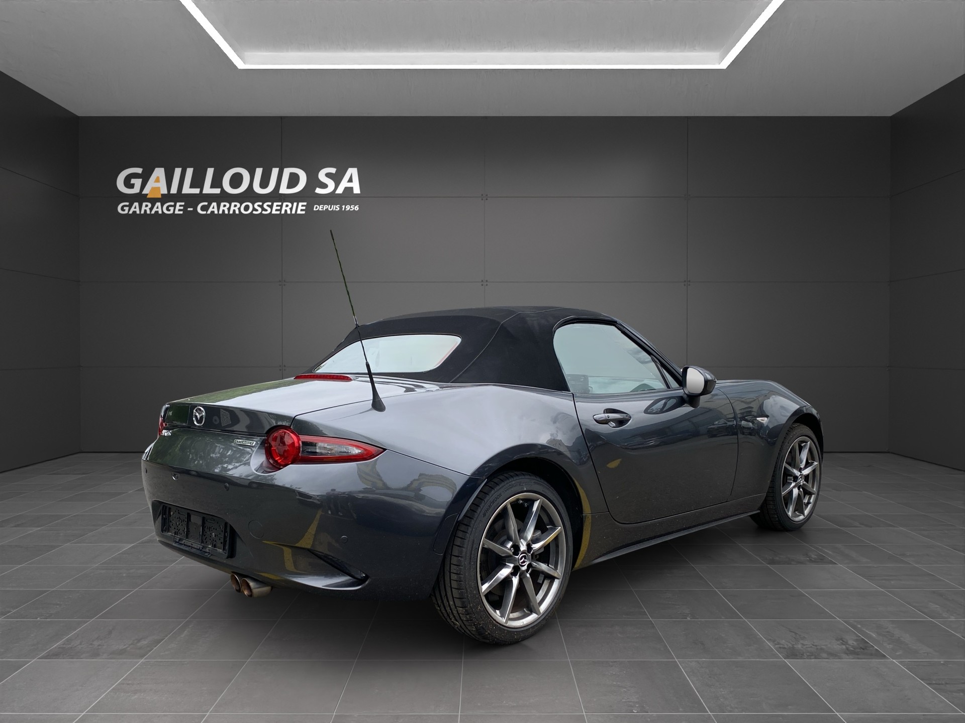 MAZDA MX-5 SKYACTIV-G 184 Revolution-image-3
