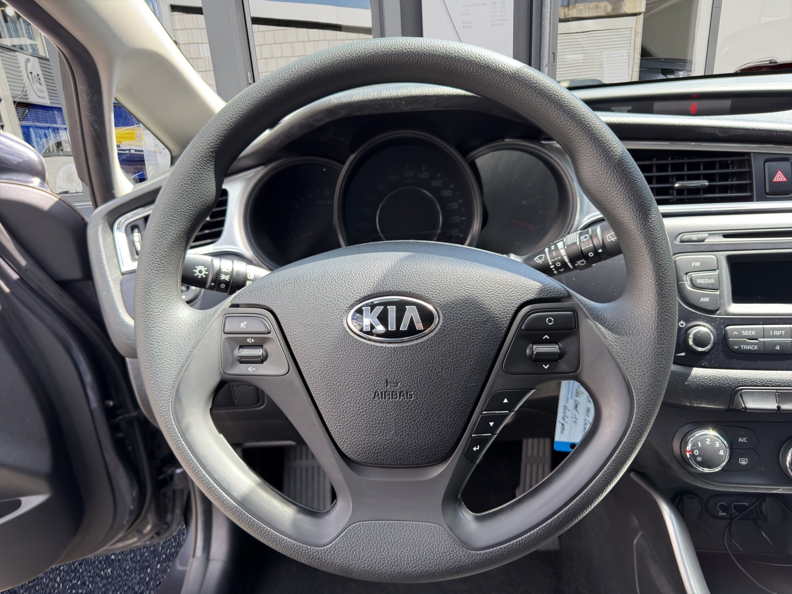 KIA CEED 1.4 CVVT-image-10