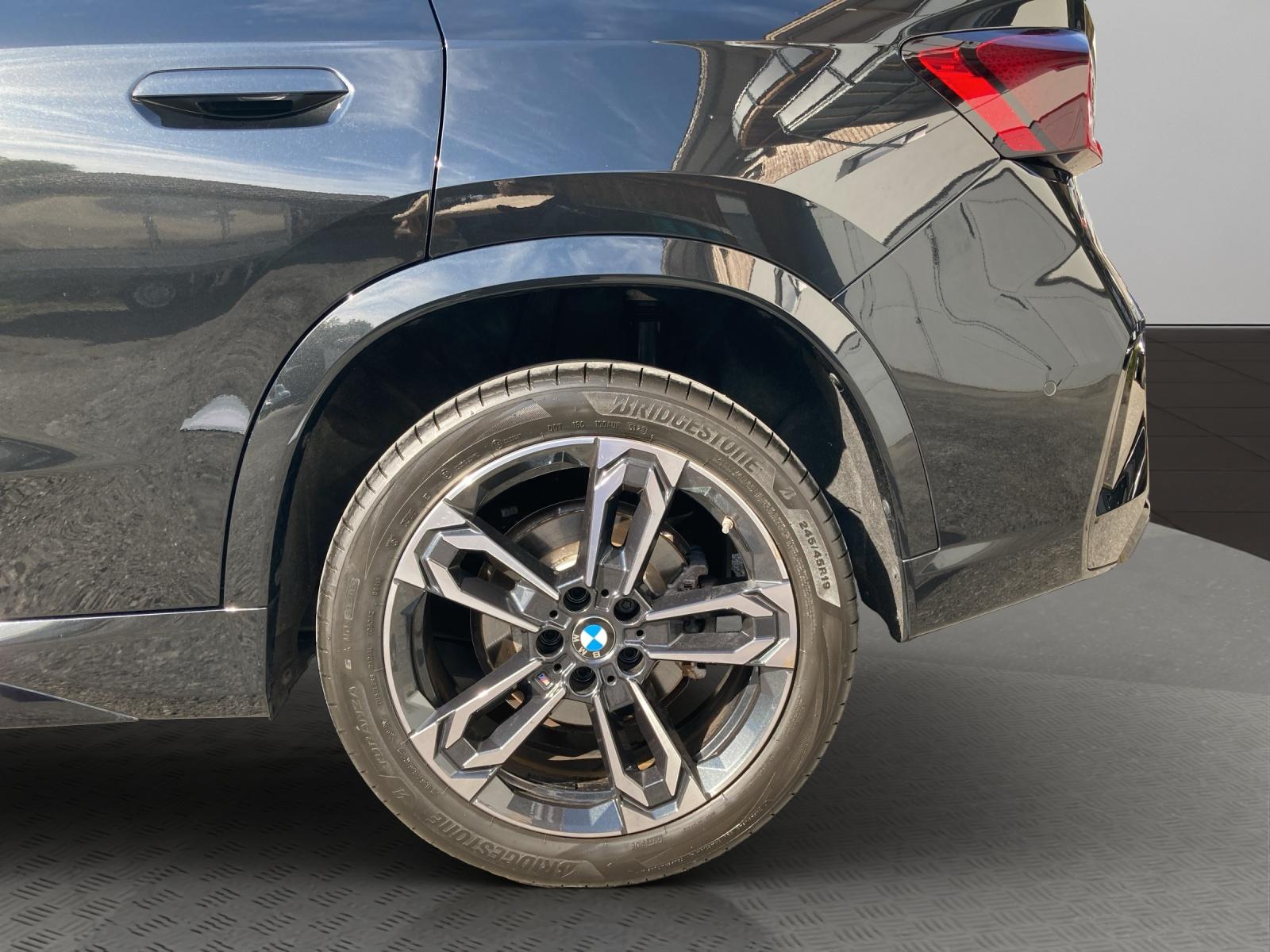 BMW X1 20d xDrive paddles-image-18