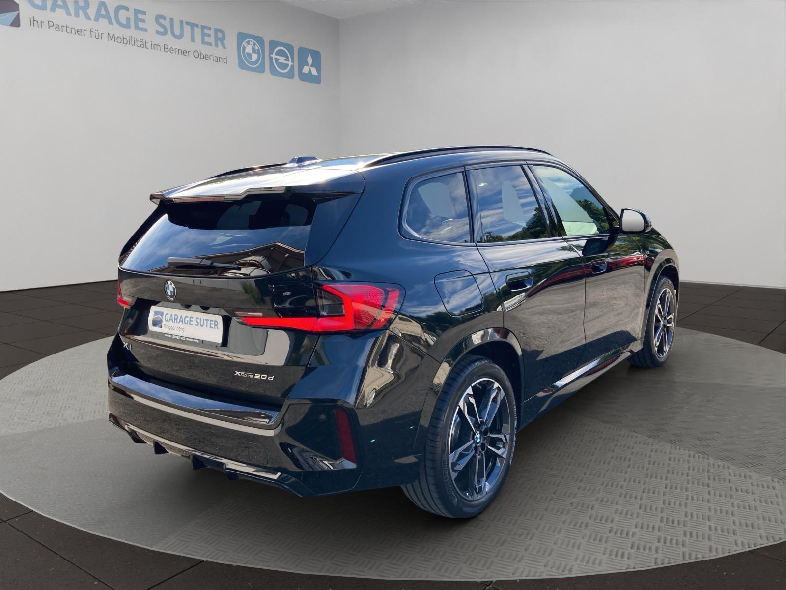 BMW X1 20d xDrive paddles-image-4
