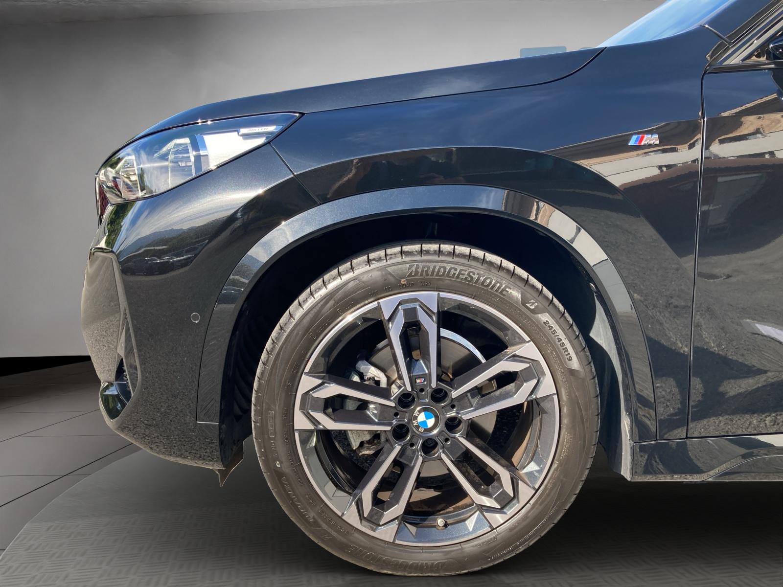 BMW X1 20d xDrive paddles-image-16