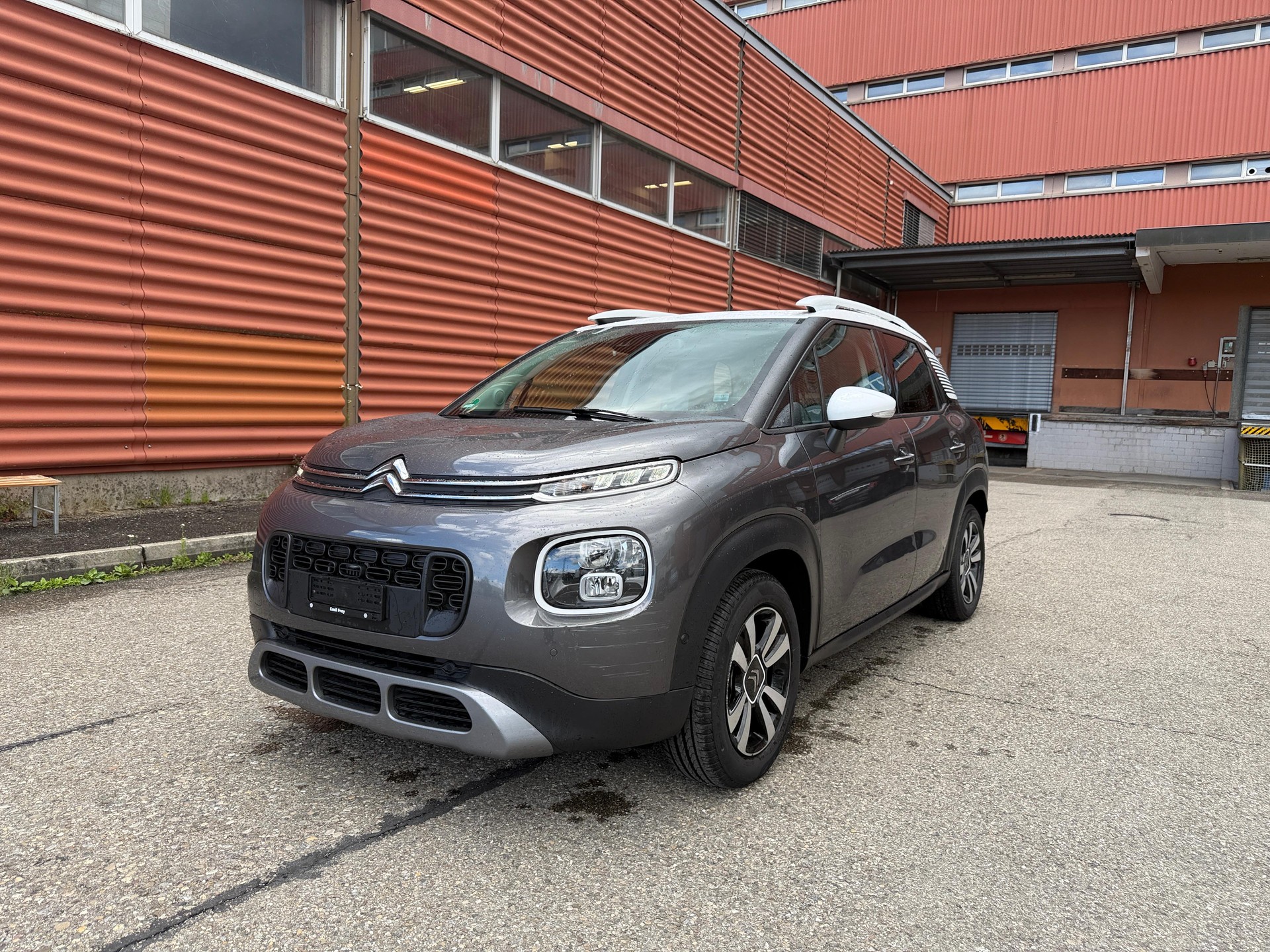 CITROEN C3 Aircross 1.2i PureTech Feel-image-1