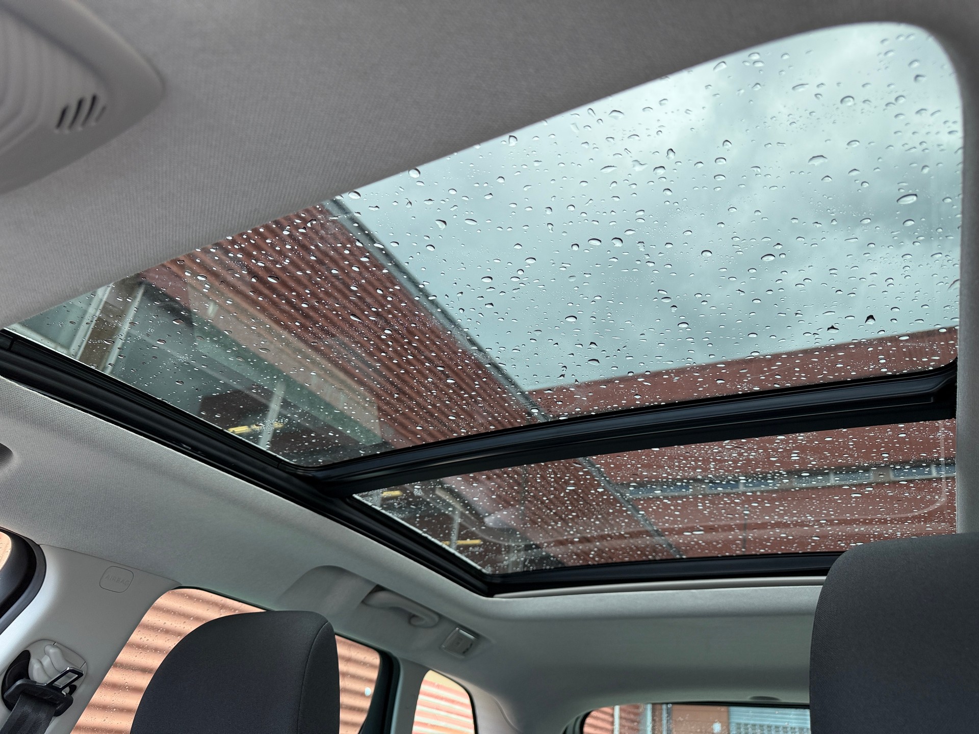 CITROEN C3 Aircross 1.2i PureTech Feel-image-15