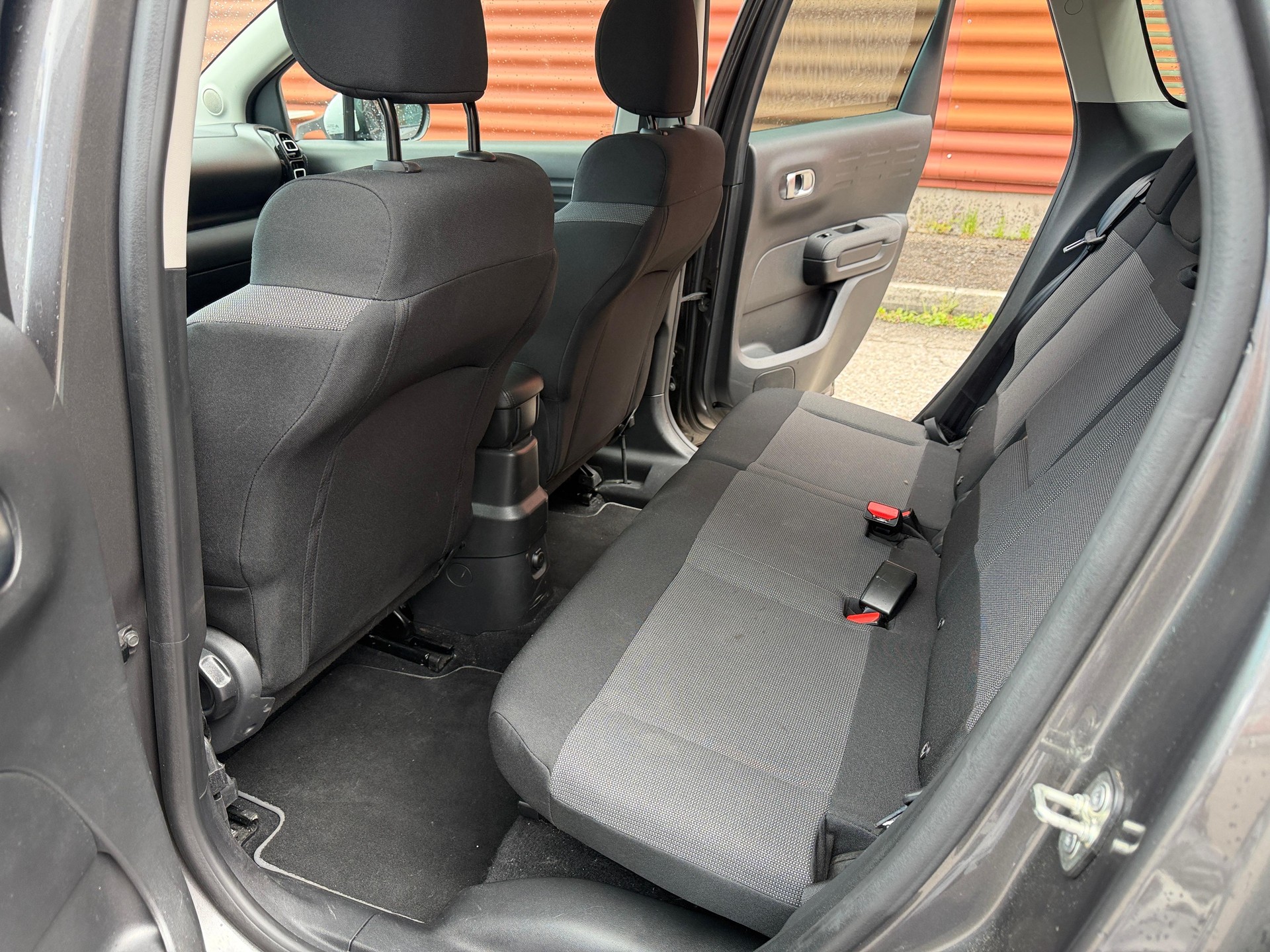 CITROEN C3 Aircross 1.2i PureTech Feel-image-10