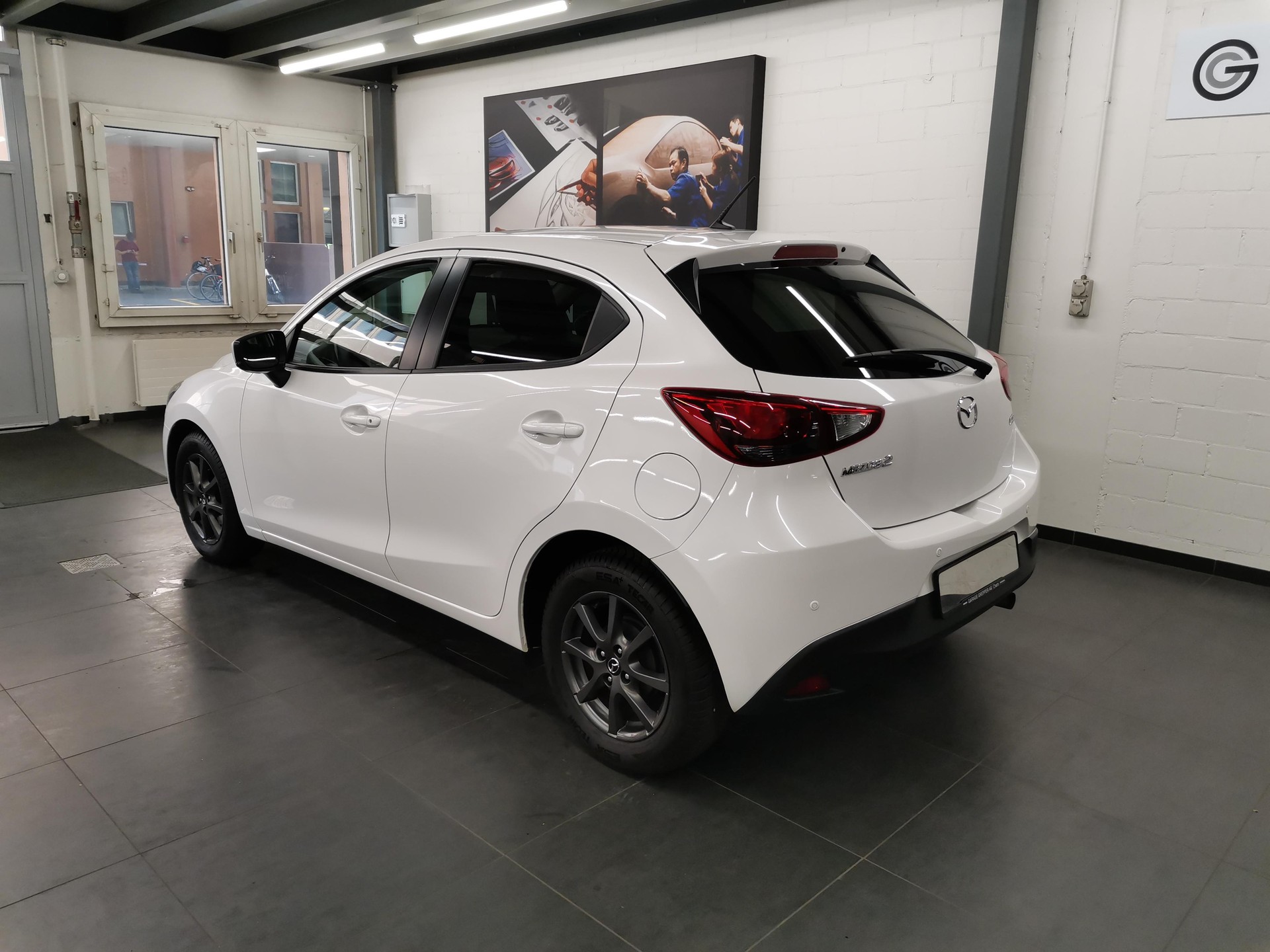 MAZDA 2 1.5 90 Ambition Plus-image-3