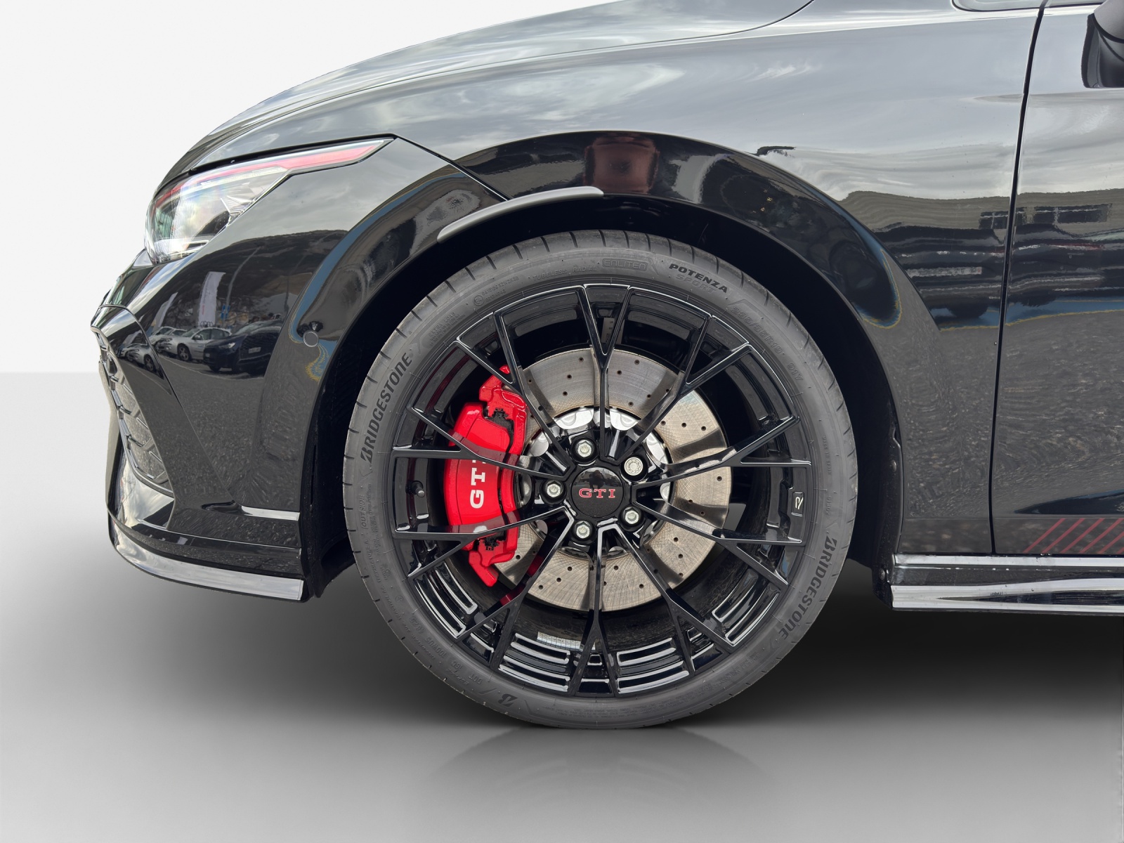 VW Golf GTI 50 2.0TSI 325PS DSG-image-15