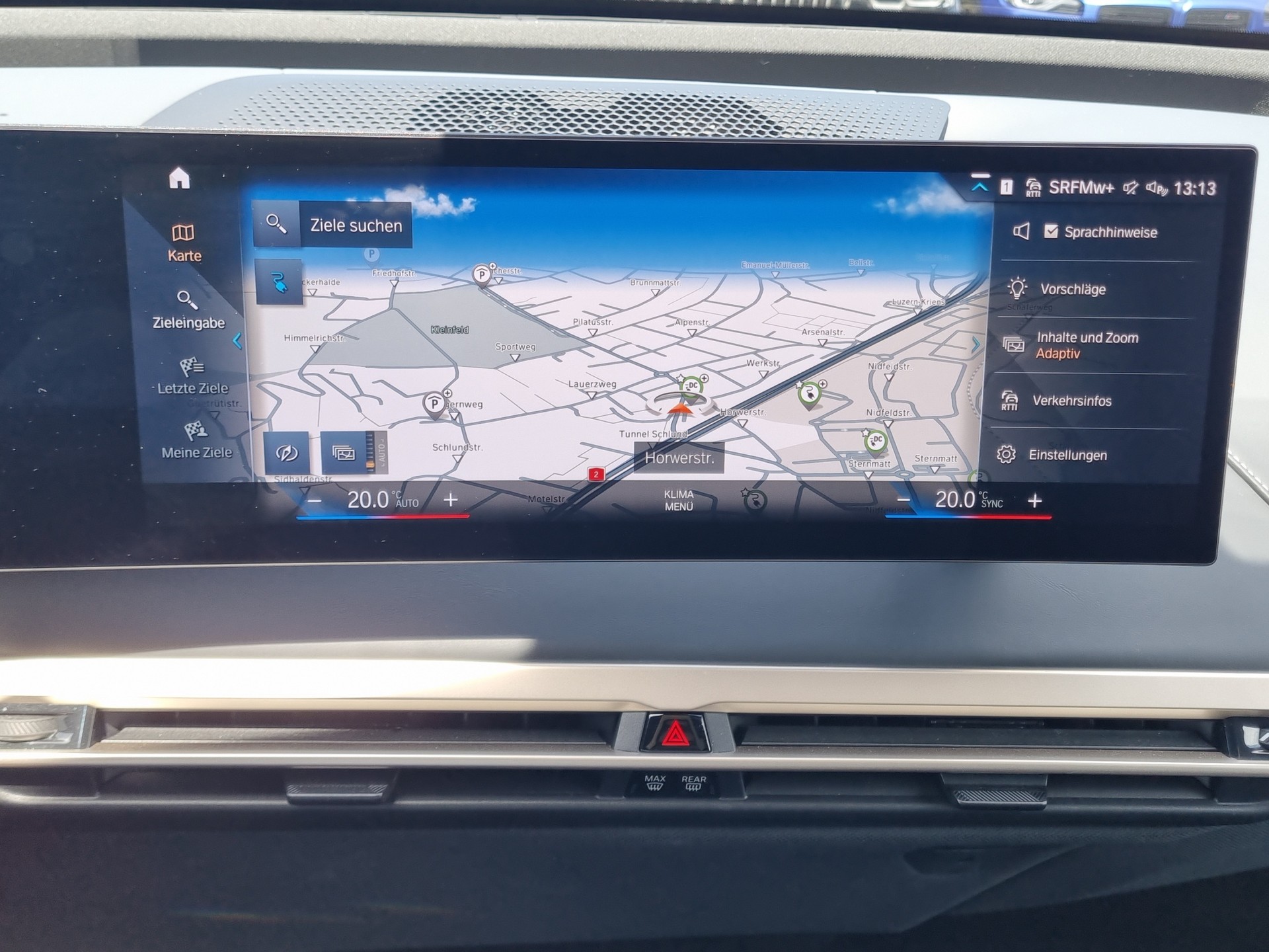 BMW iX xDrive40-image-26