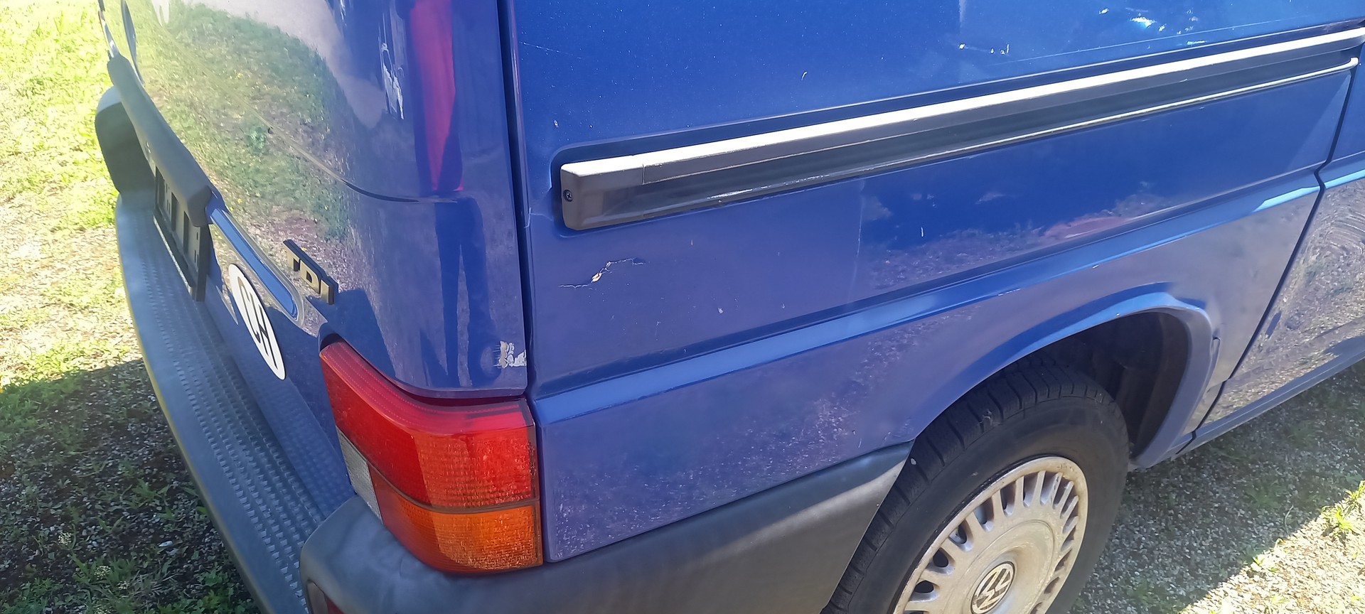 VW T4 Caravell 2.5TDI ABS-image-4