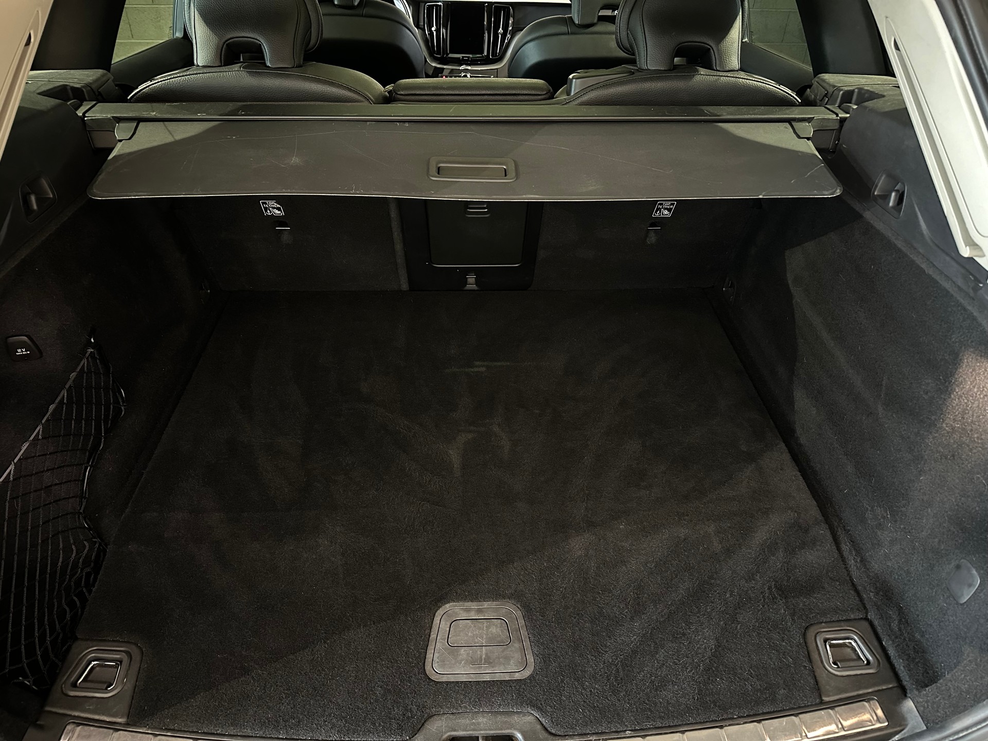 VOLVO XC60 T8 eAWD Inscription-image-13