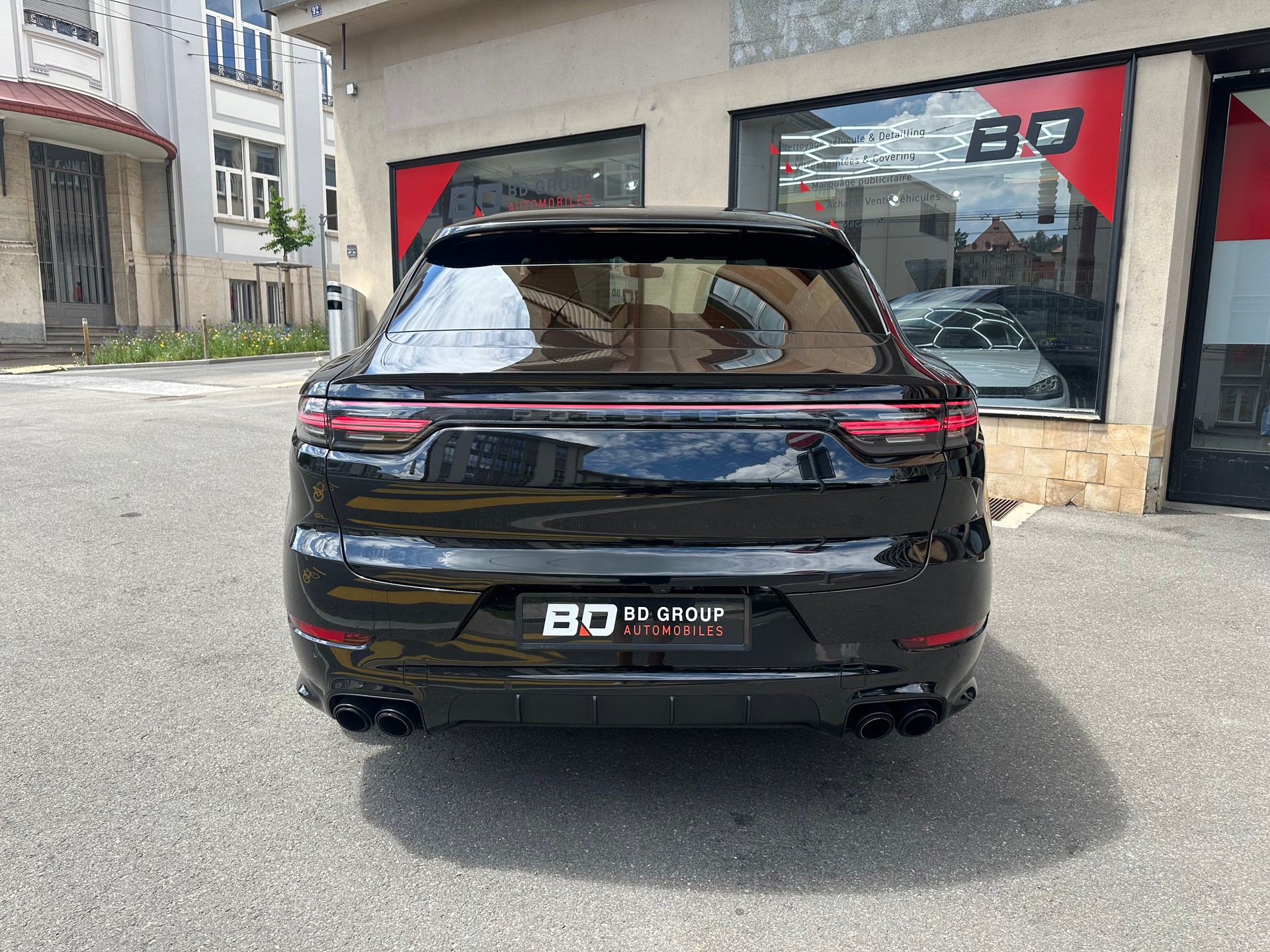 PORSCHE Cayenne GTS Coupé-image-4