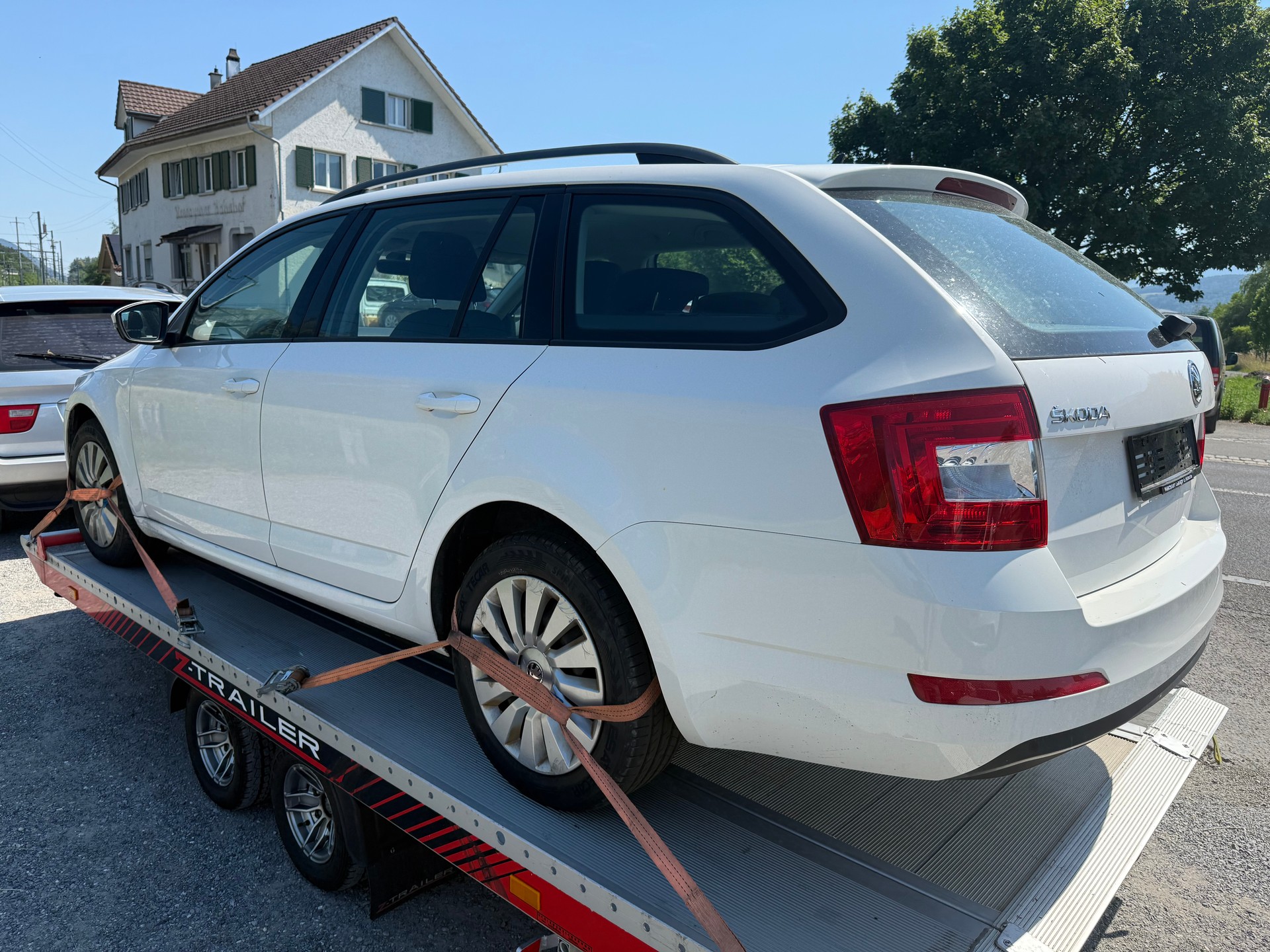 SKODA Octavia Combi 1.6 TDI Style 4x4-image-2