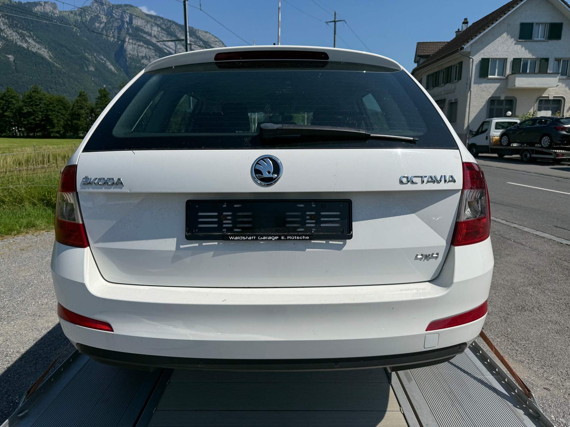 SKODA Octavia Combi 1.6 TDI Style 4x4-image-3