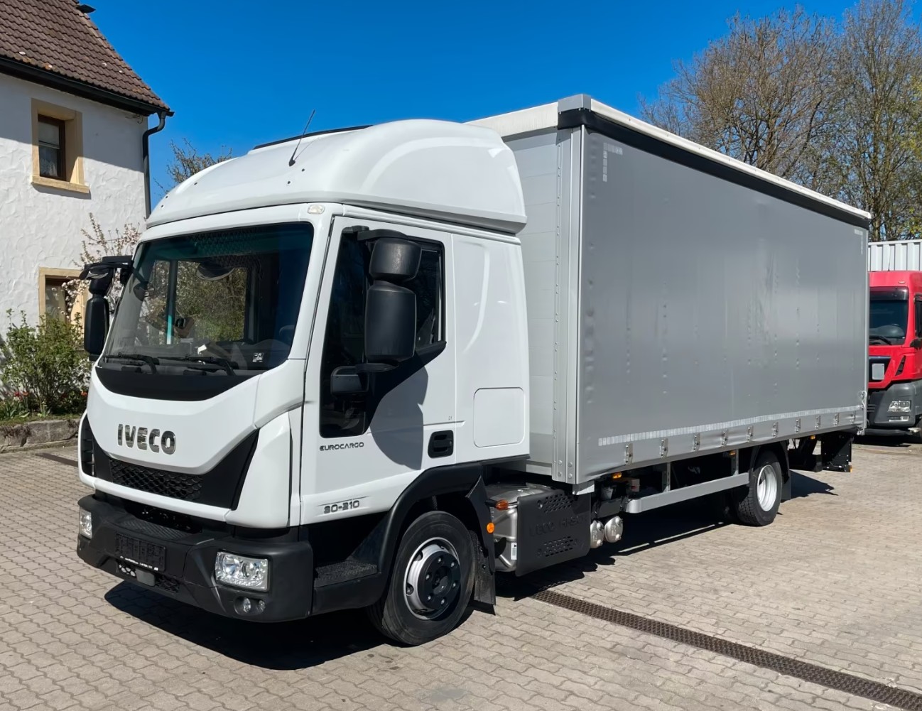 IVECO Eurocargo ML80E21 Schiebeplane mit Ladebordwand-image-0