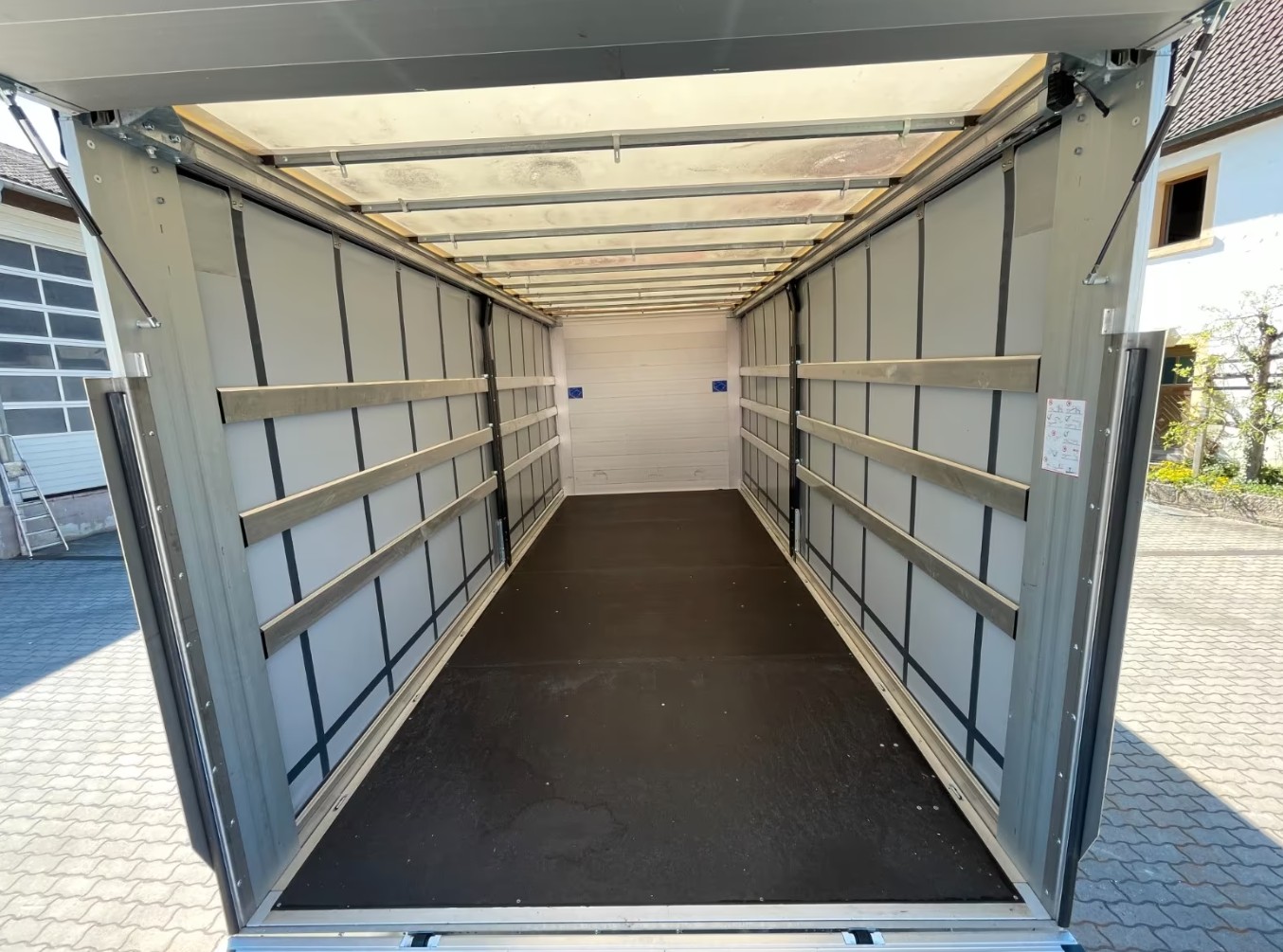 IVECO Eurocargo ML80E21 Schiebeplane mit Ladebordwand-image-4