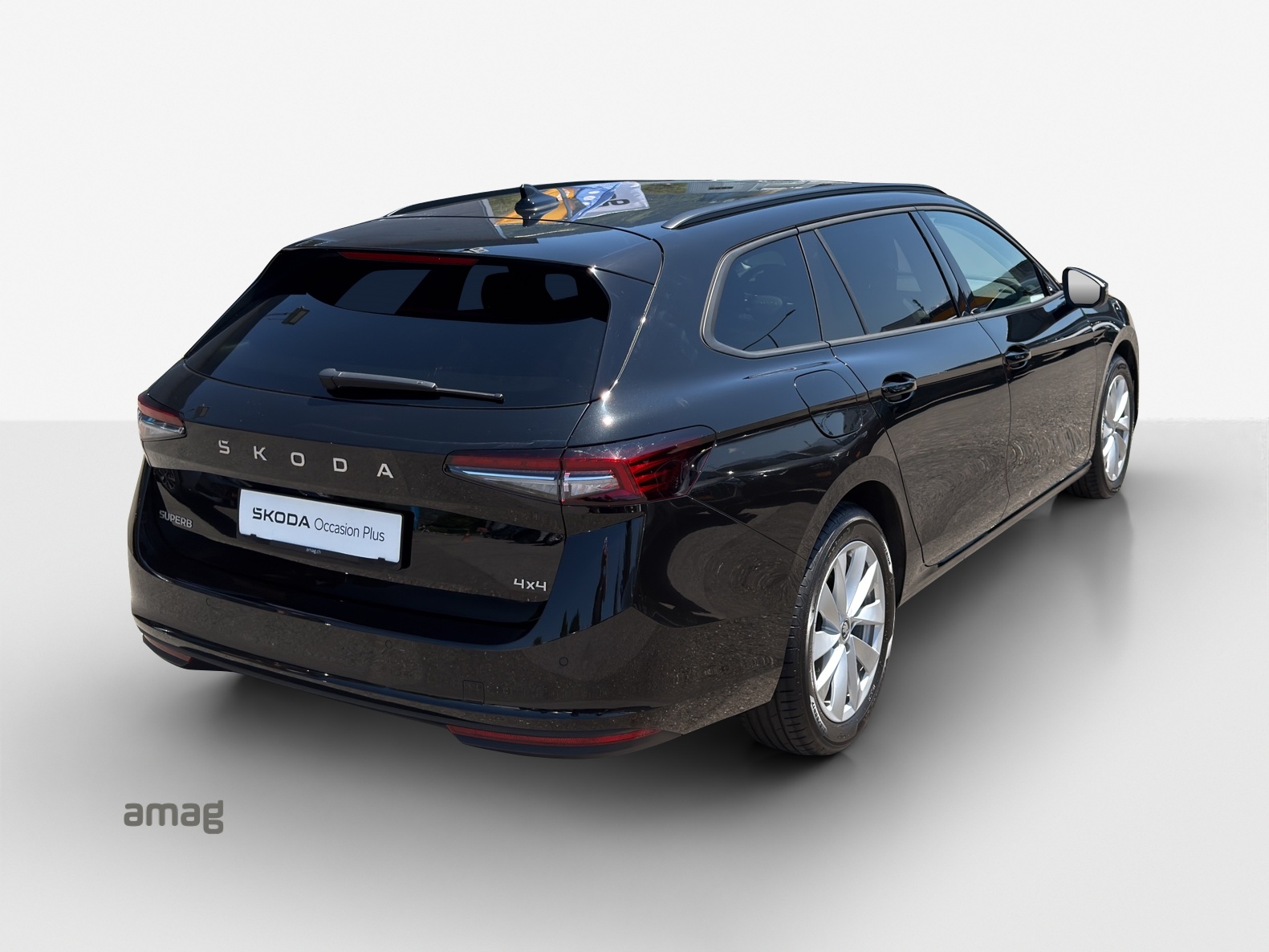 SKODA Superb Combi 2.0 TDi Selection 4x4 DSG-image-4