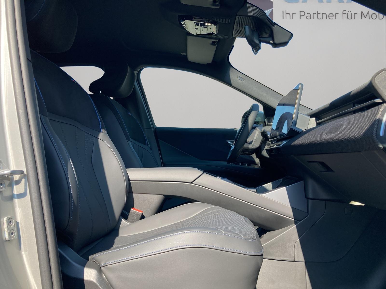 BMW iX3 50 xDrive-image-14