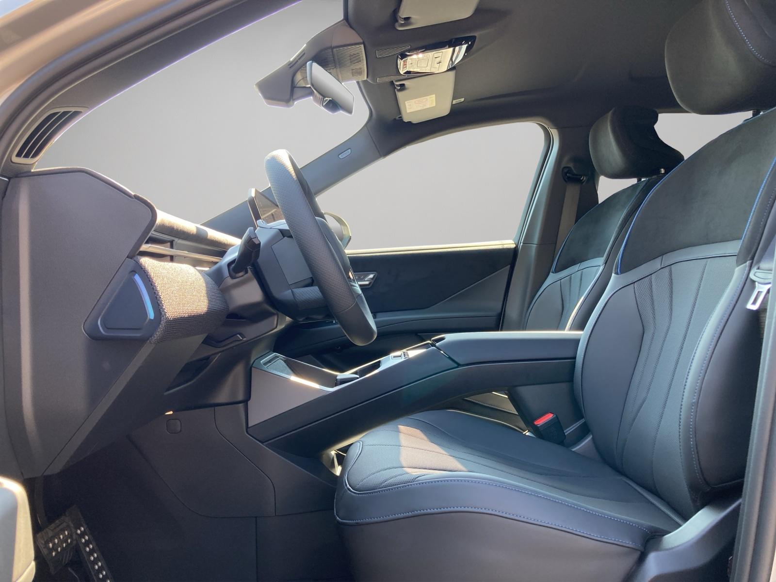 BMW iX3 50 xDrive-image-12