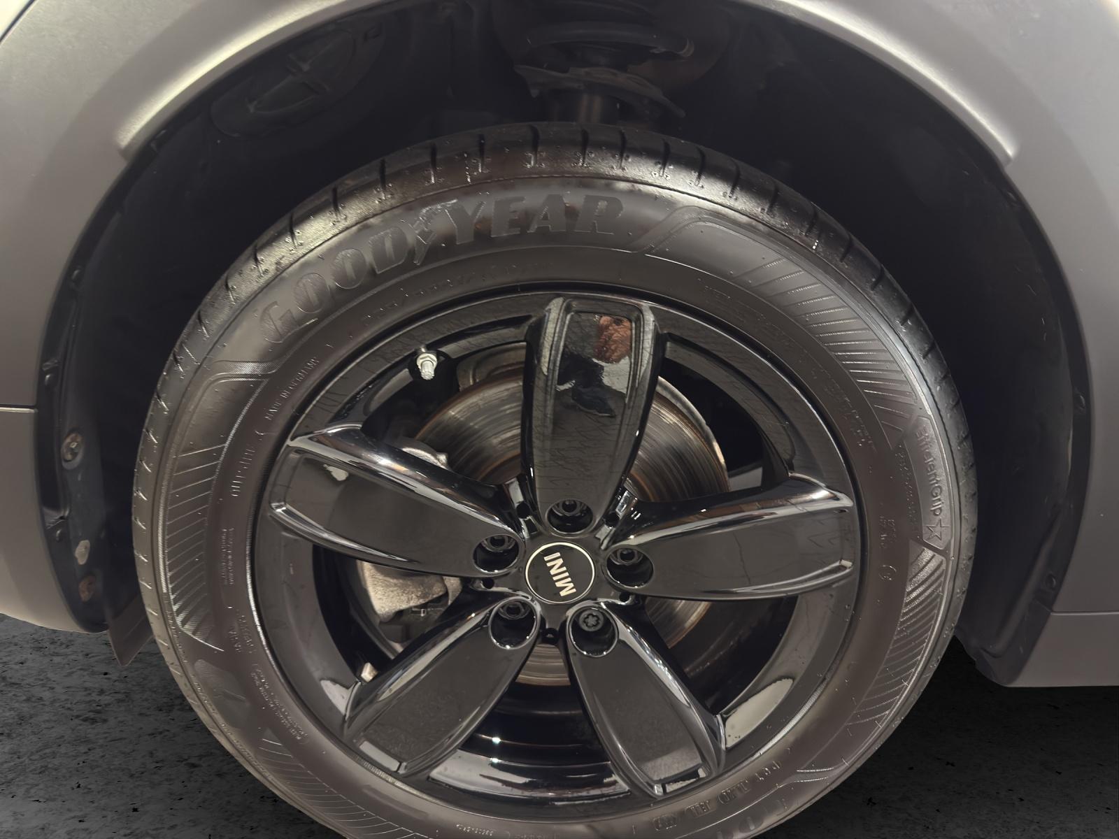 MINI Countryman F60 1.5i Cooper ALL4-image-8