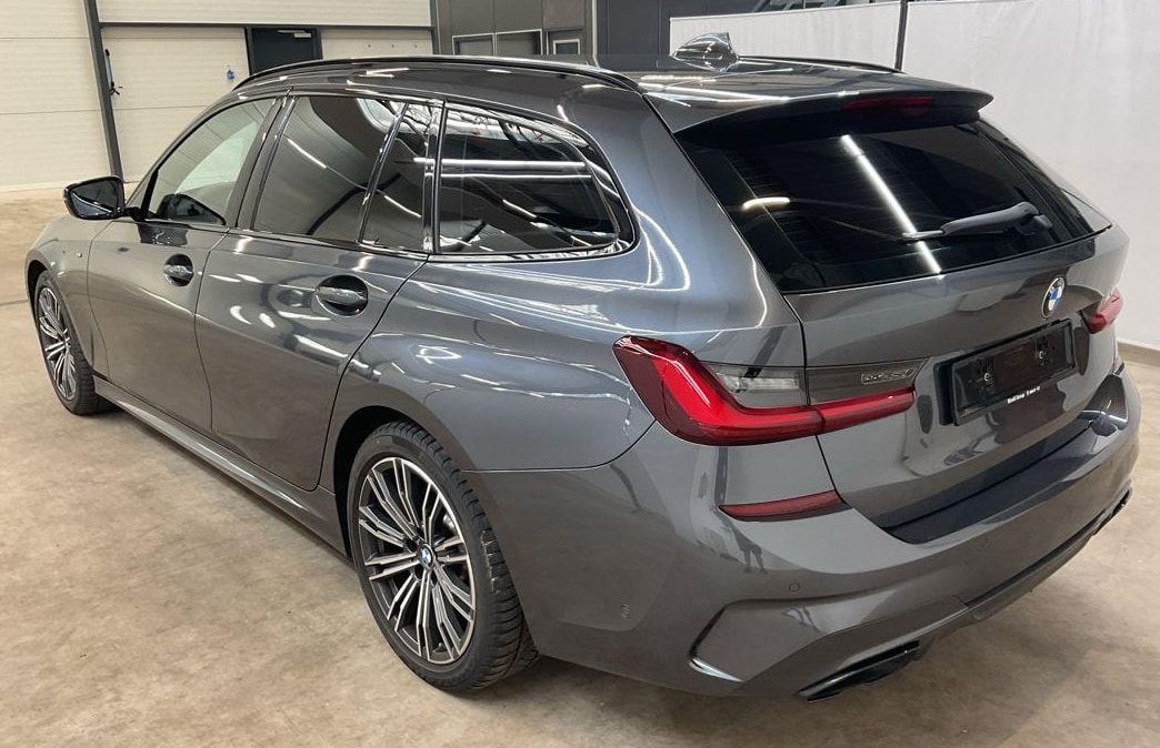 BMW M340d xDrive 48V Touring Steptronic Sport-image-1