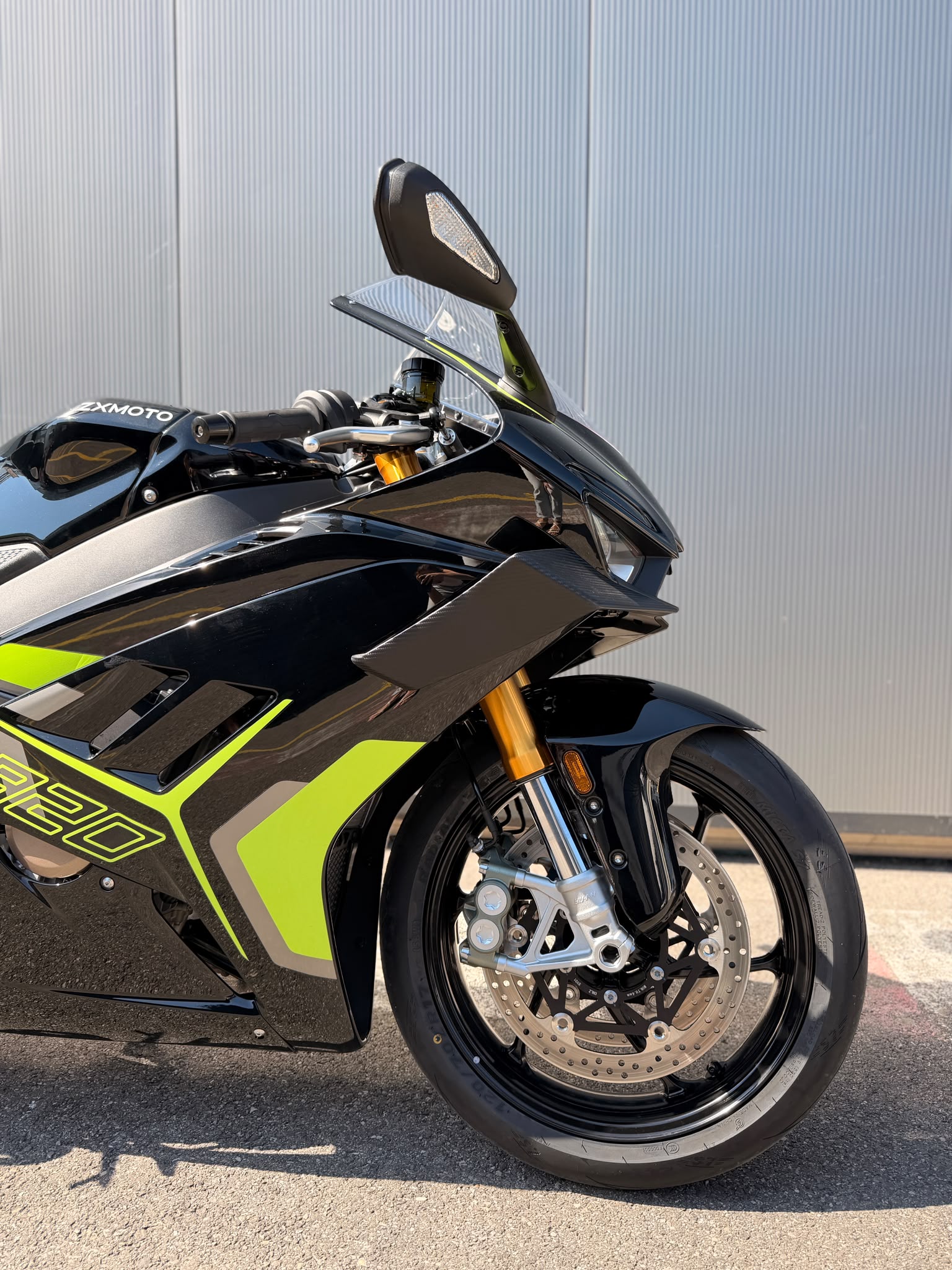 ZXMOTO 820RR-showroom-element-2