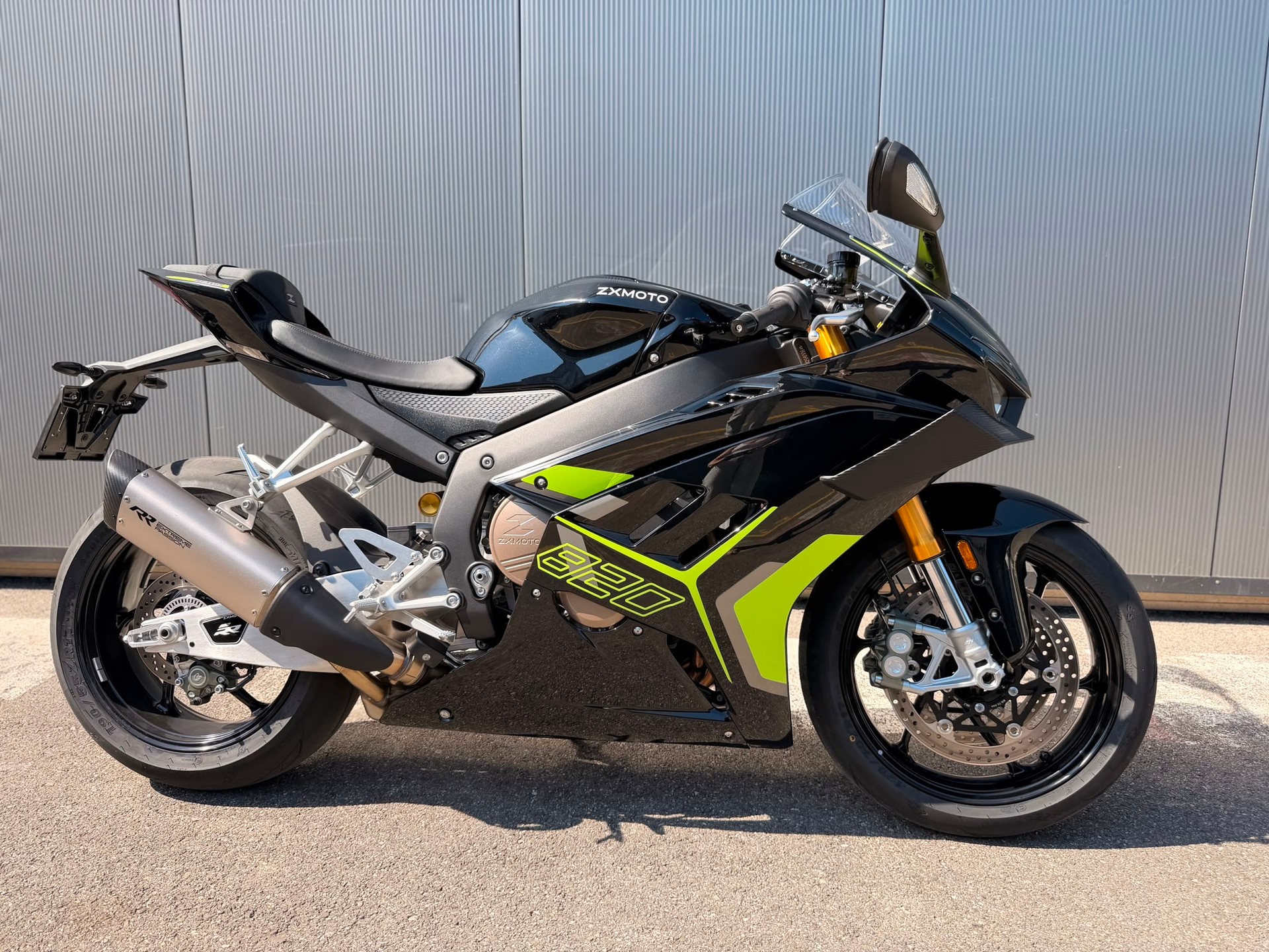 ZXMOTO 820RR