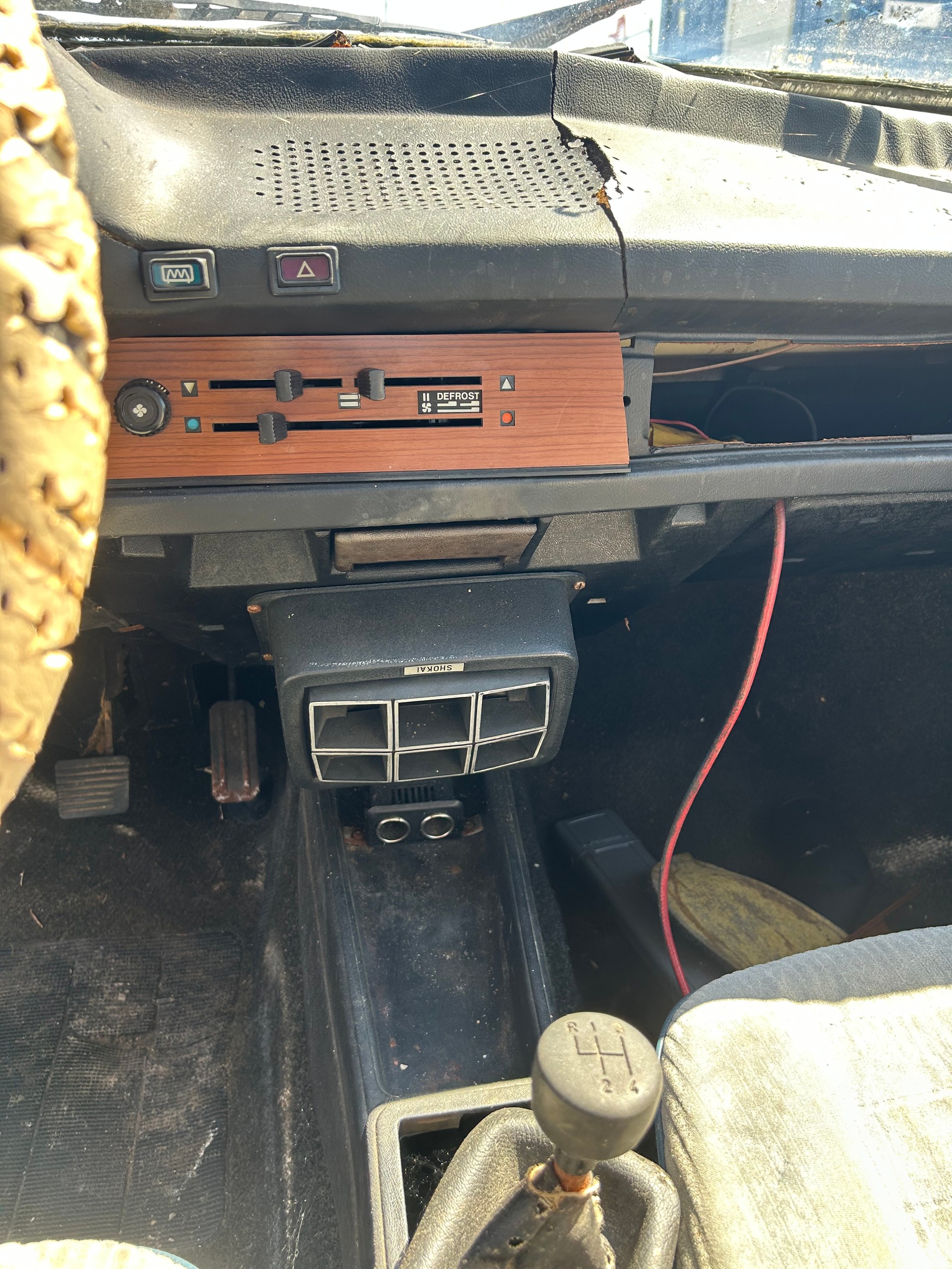 VW 32 PASSAT-image-8