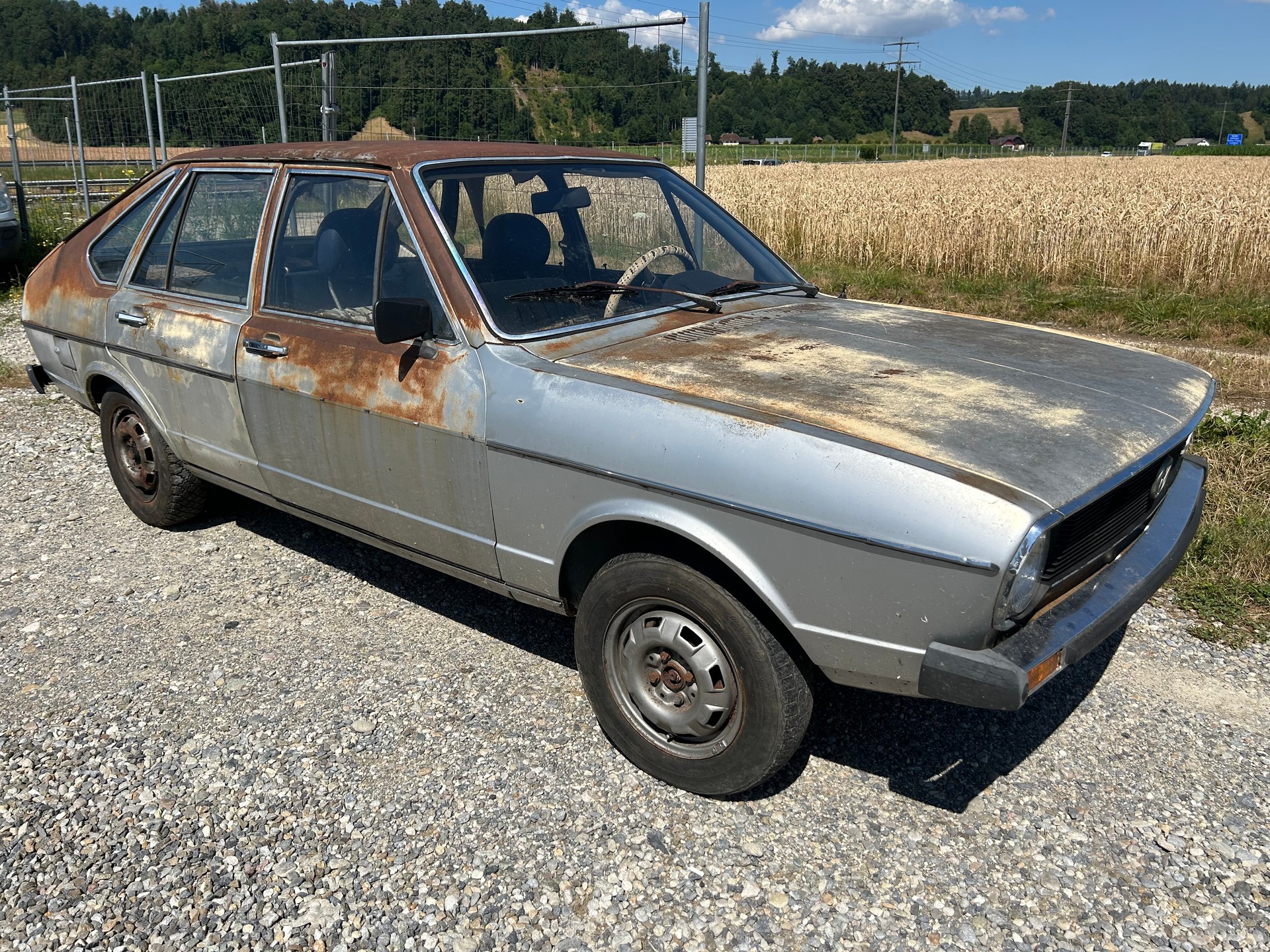 VW 32 PASSAT-image-2